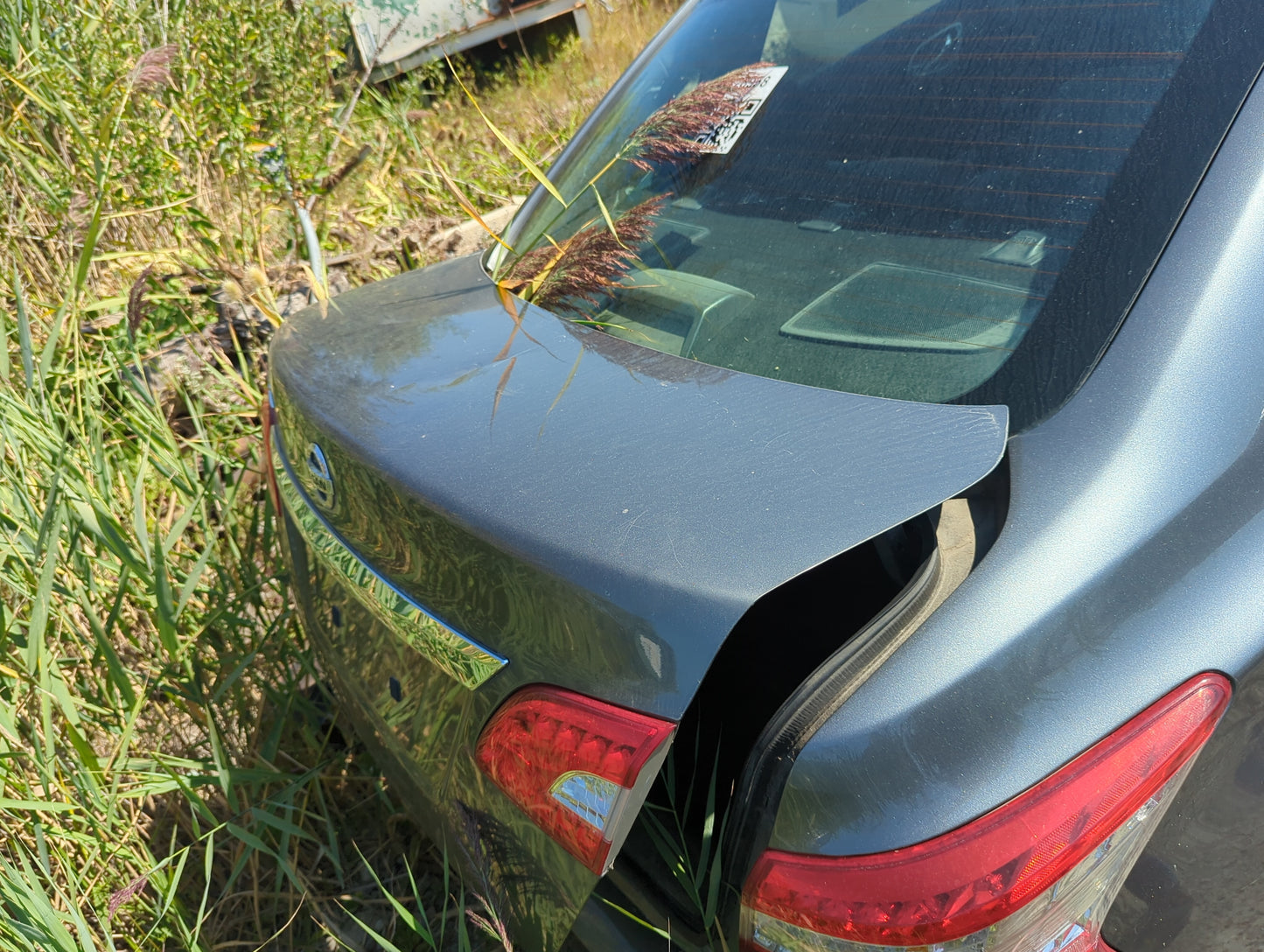 2013-2015 Nissan Sentra Trunk/decklid/hatch/tailgate Oem - Oemusedautoparts1.com