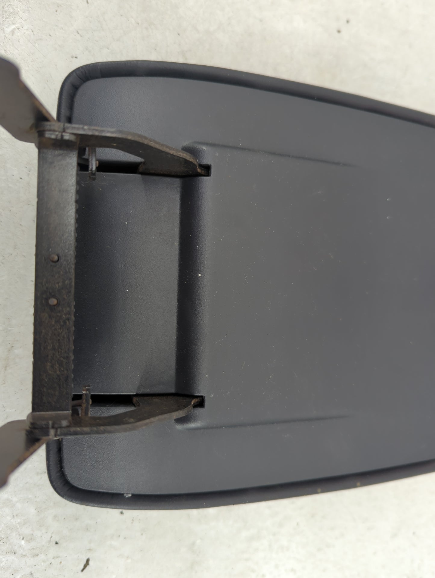 2013-2016 Nissan Sentra Center Console Armrest Cover Lid Fits Fits 2013 2014 2015 2016 OEM Used Auto Parts - Oemusedautopart