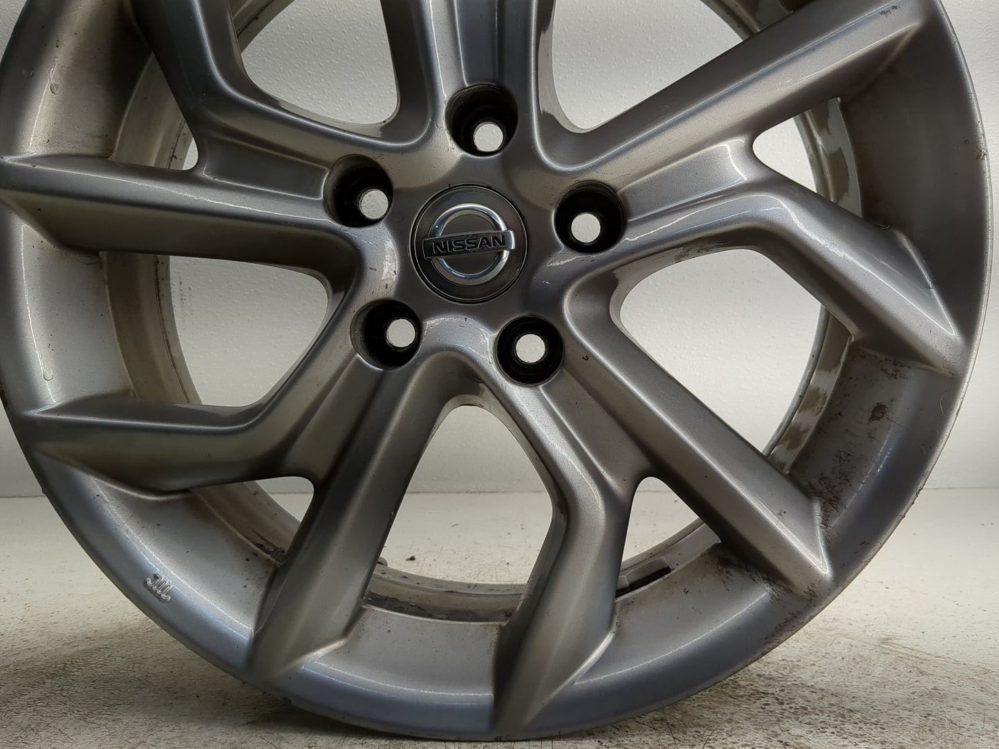2013-2015 Nissan Sentra Oem Wheel Rim - Oemusedautoparts1.com