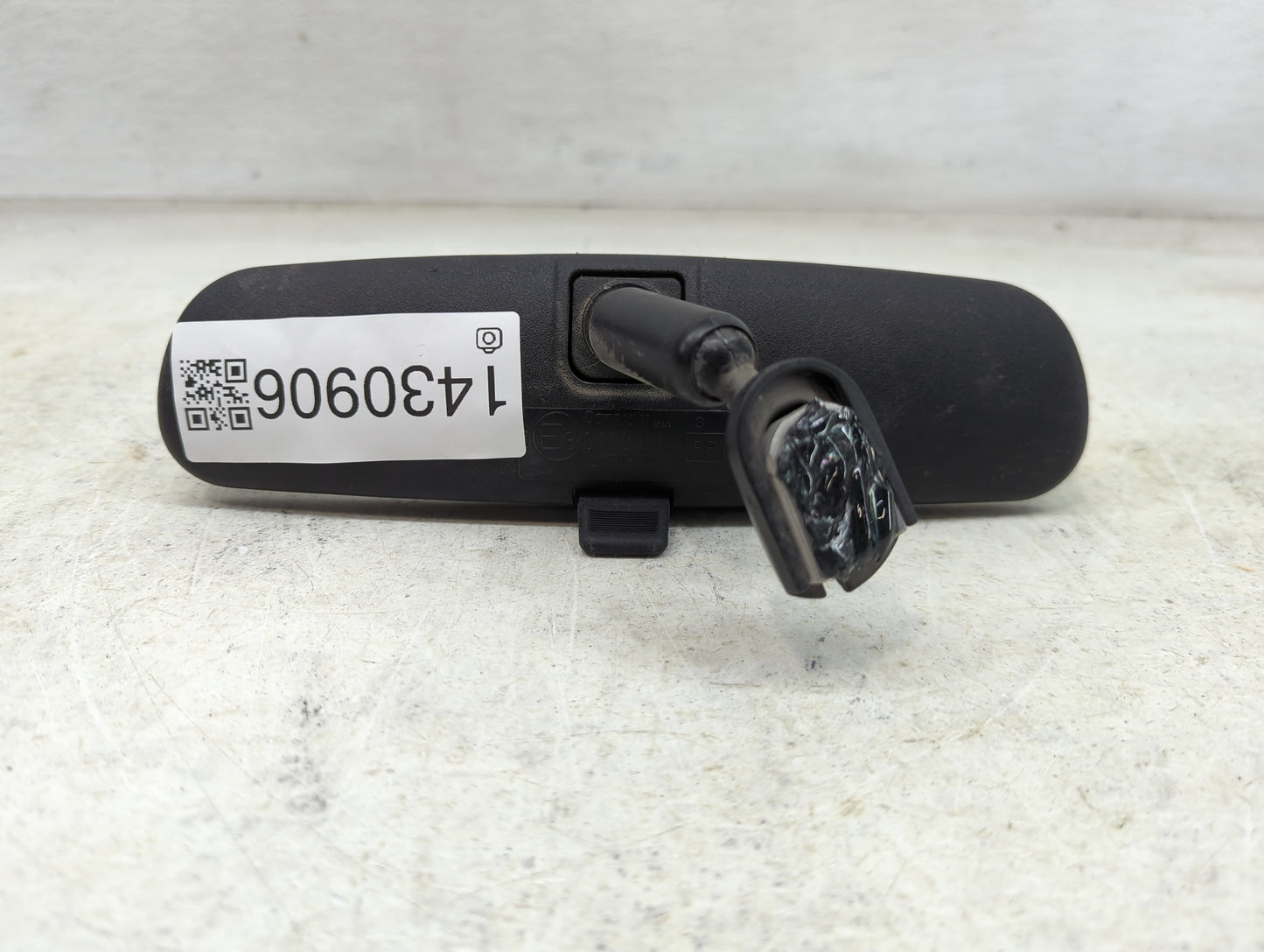 2015 Nissan Sentra Interior Rear View Mirror Replacement OEM Fits OEM Used Auto Parts - Oemusedautoparts1.com