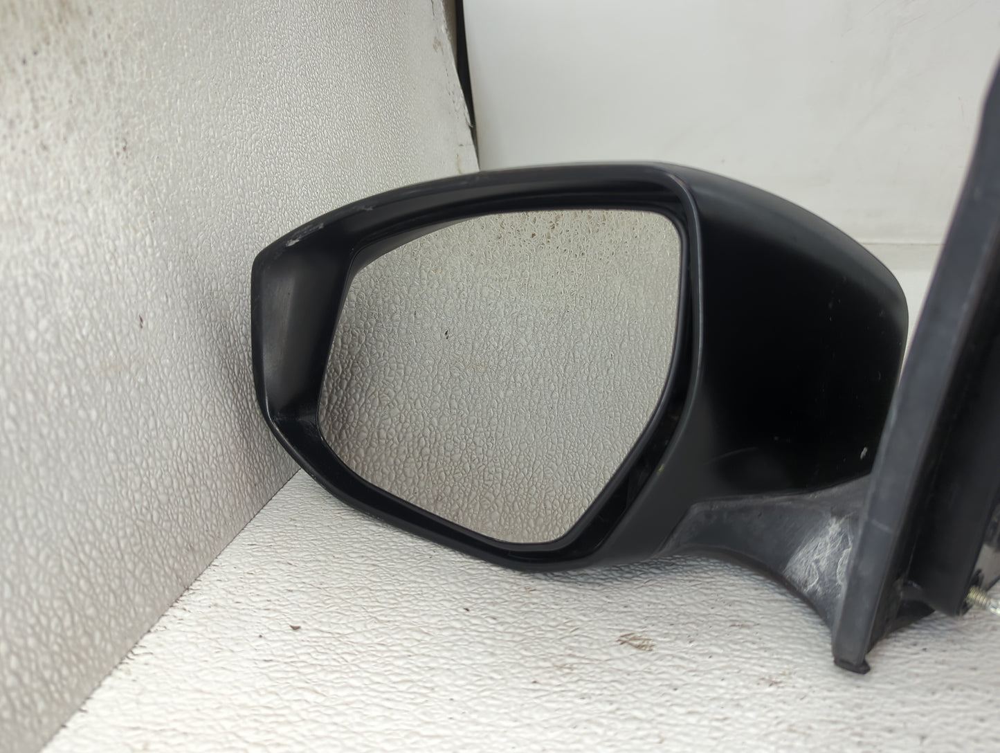 2013-2015 Nissan Sentra Driver Side View Mirror - Left Door Mirror OEM Used - Oemusedautoparts1.com