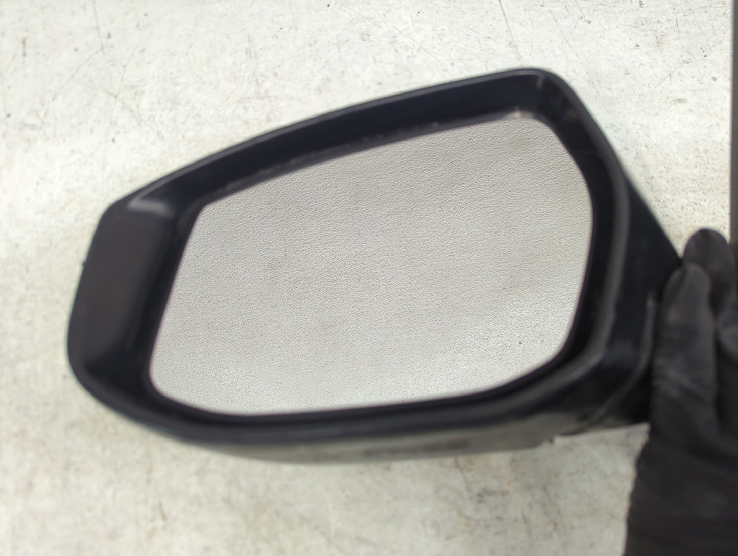2013-2015 Nissan Sentra Driver Side View Mirror - Left Door Mirror OEM Used - Oemusedautoparts1.com
