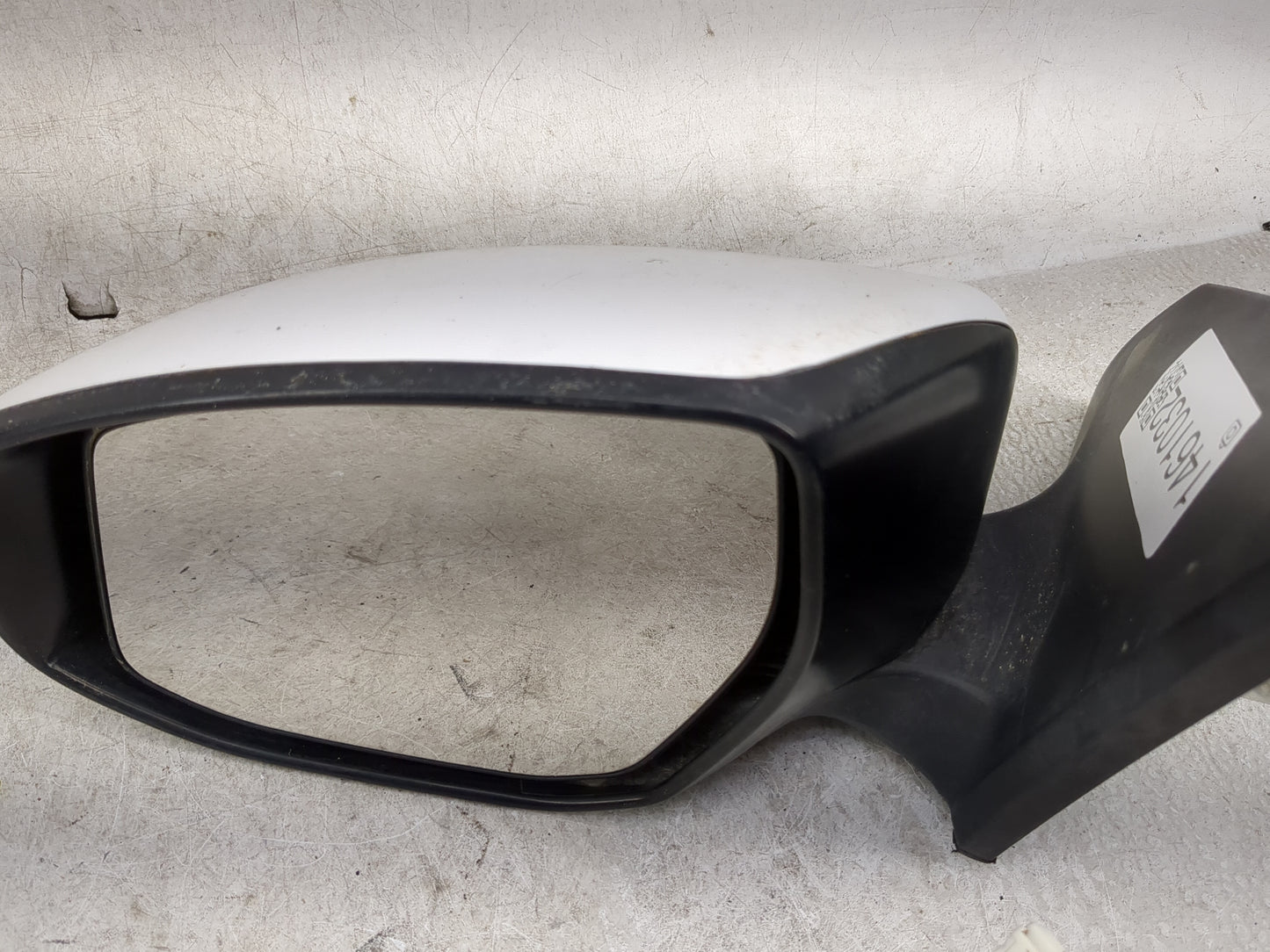 2013-2015 Nissan Sentra Driver Side View Mirror - Left Door Mirror OEM Used - Oemusedautoparts1.com
