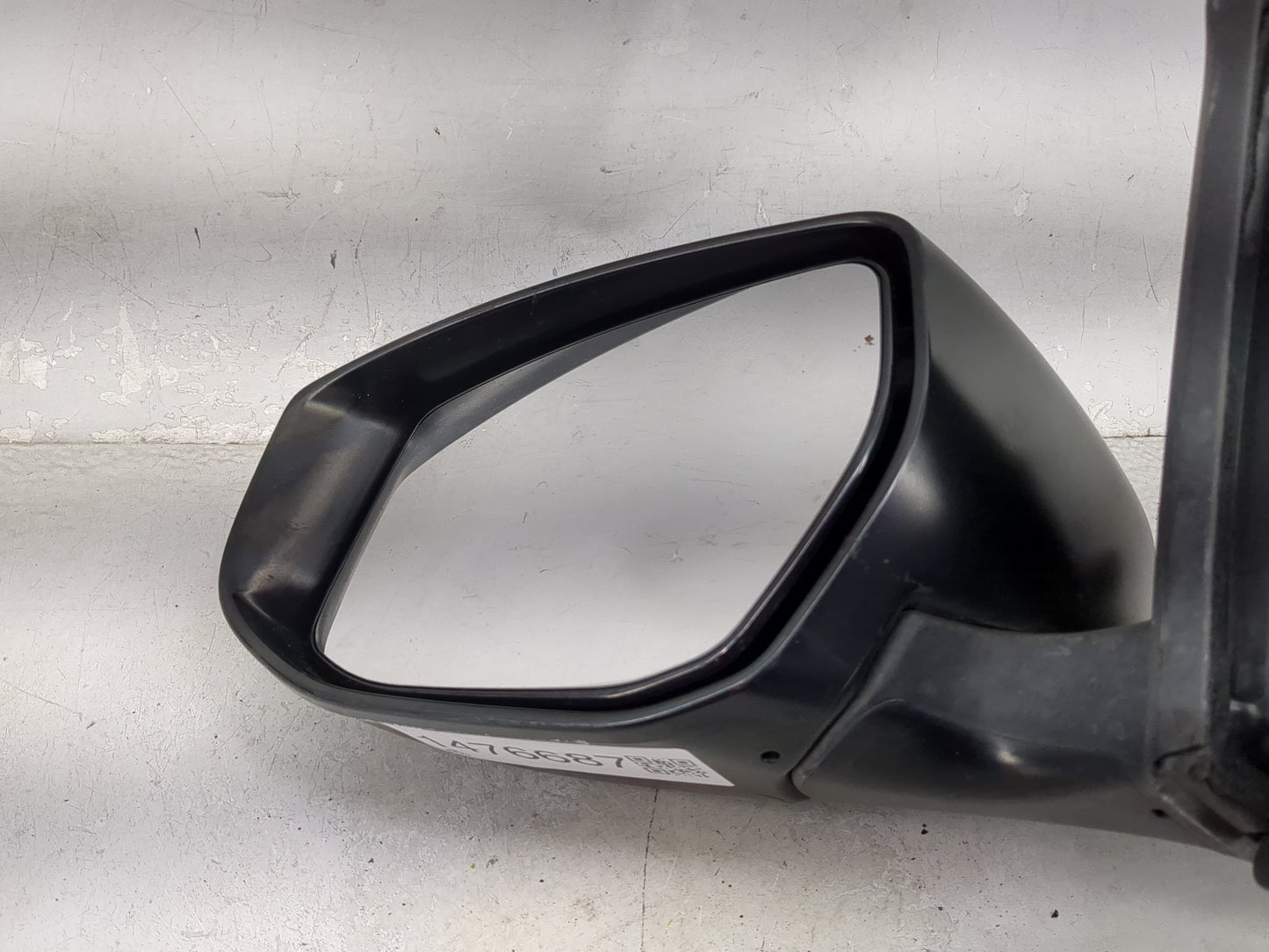 2013-2015 Nissan Sentra Driver Side View Mirror - Left Door Mirror OEM Used - Oemusedautoparts1.com