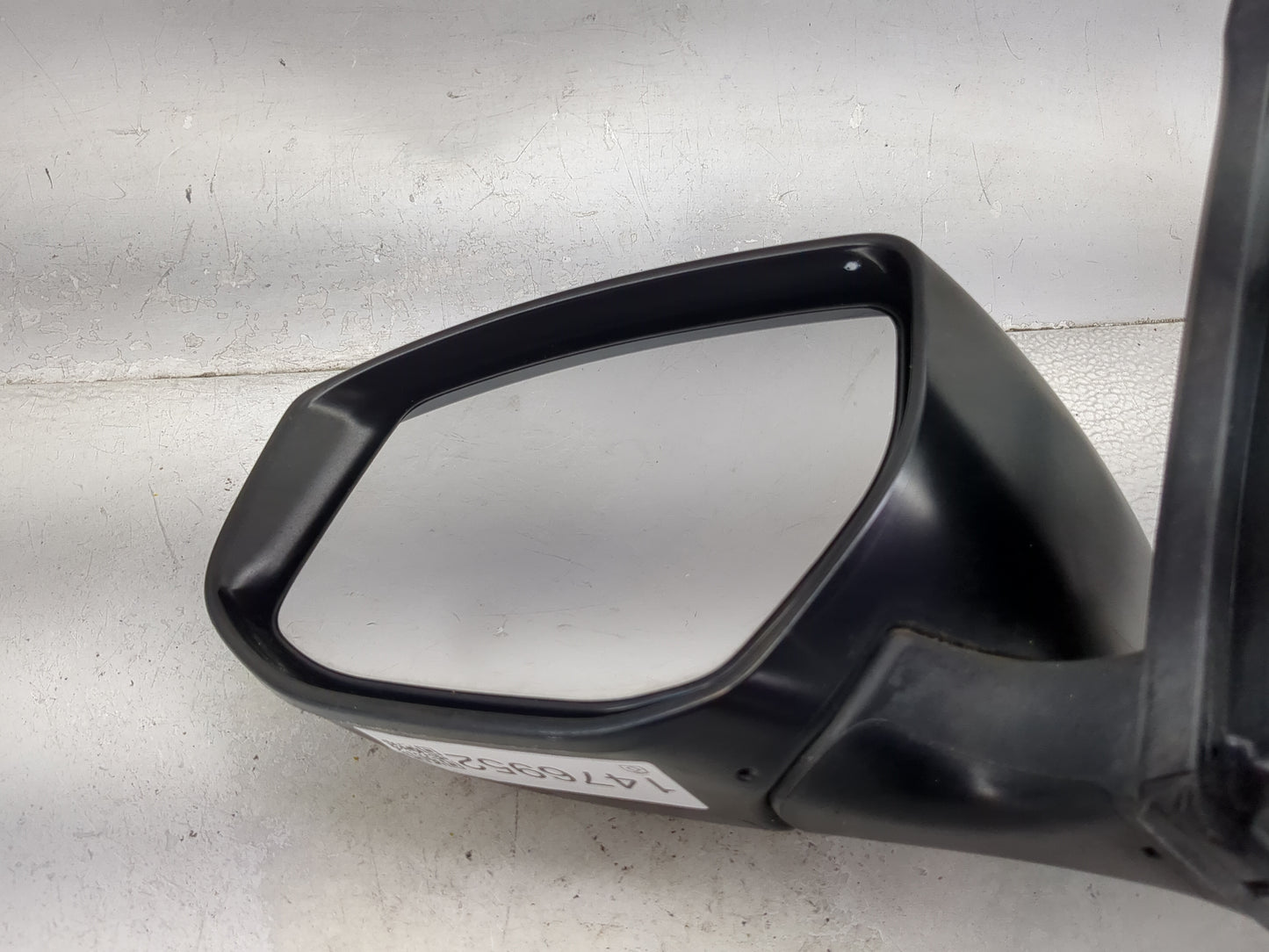 2013-2015 Nissan Sentra Driver Side View Mirror - Left Door Mirror OEM Used - Oemusedautoparts1.com