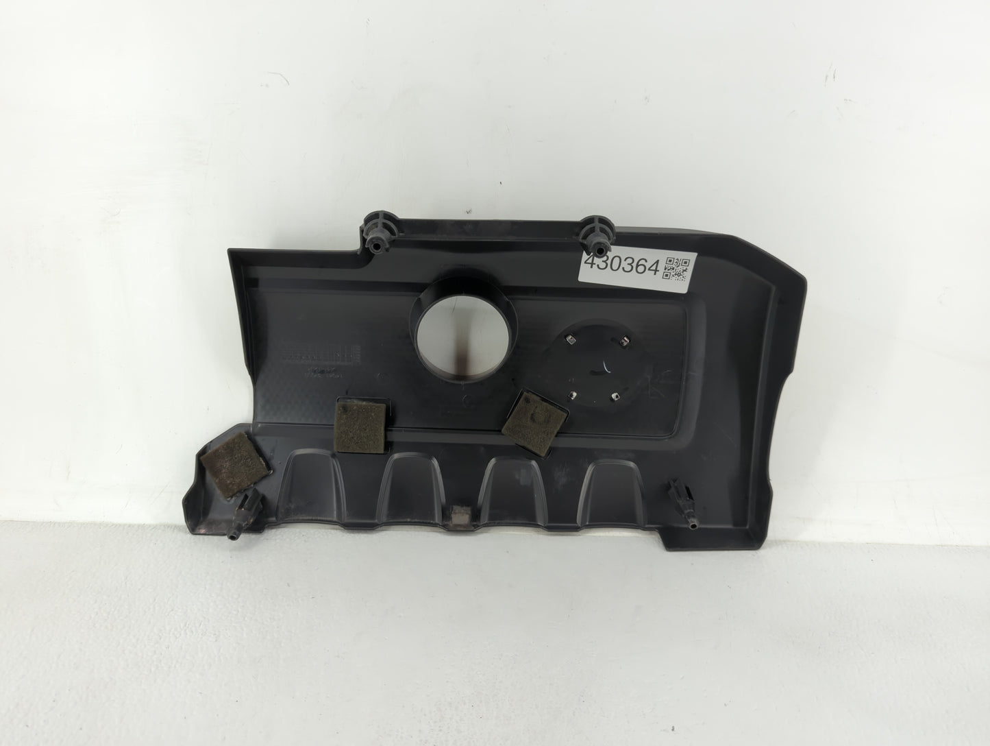 2015 Nissan Sentra Engine Cover - Oemusedautoparts1.com
