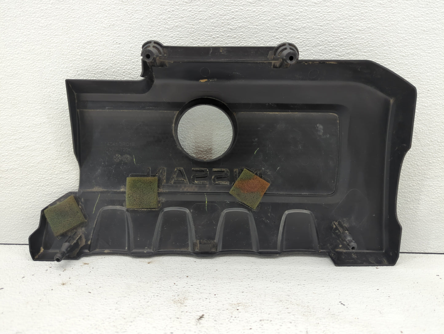 2015 Nissan Sentra Engine Cover - Oemusedautoparts1.com