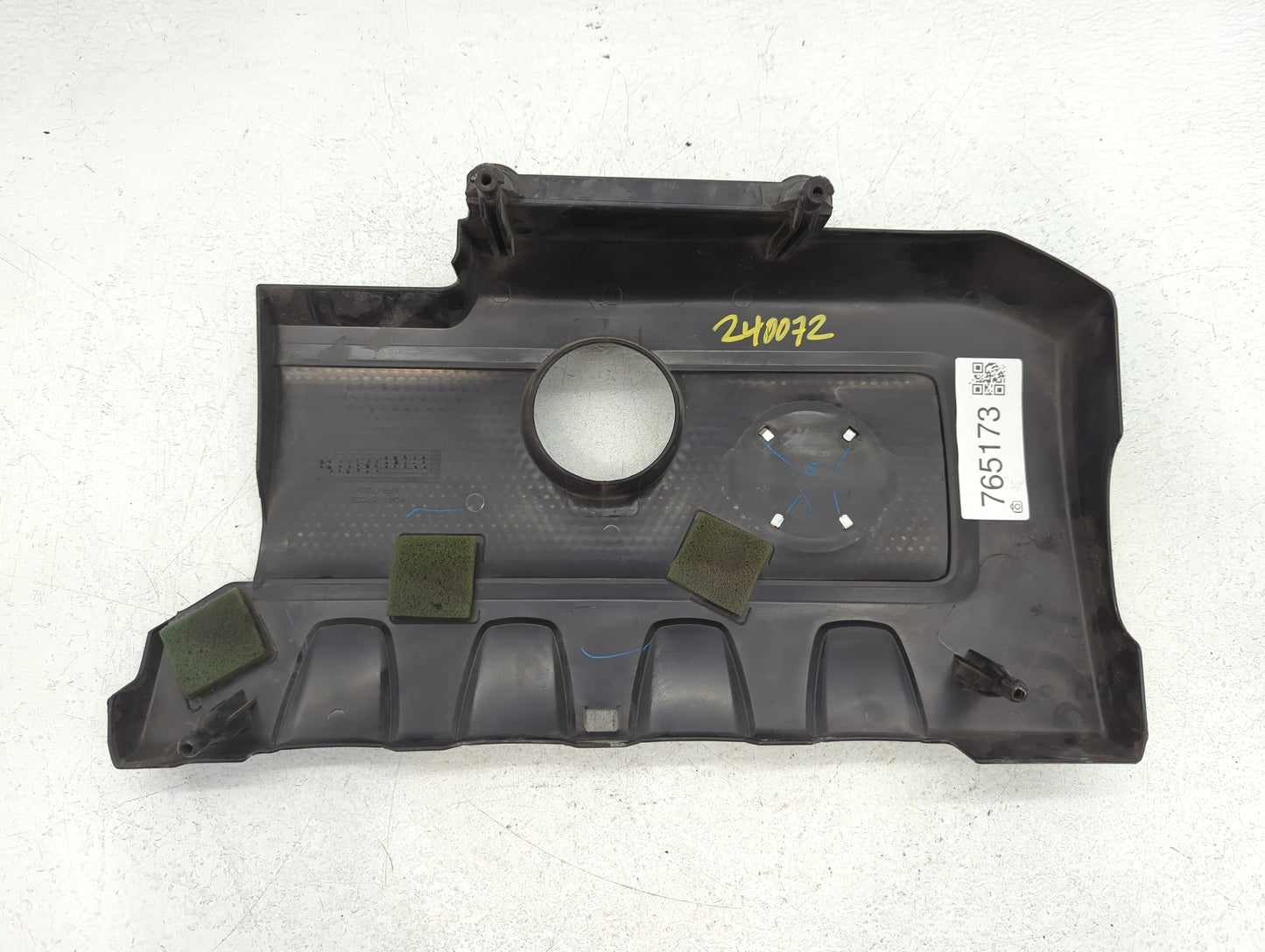 2015 Nissan Sentra Engine Cover - Oemusedautoparts1.com