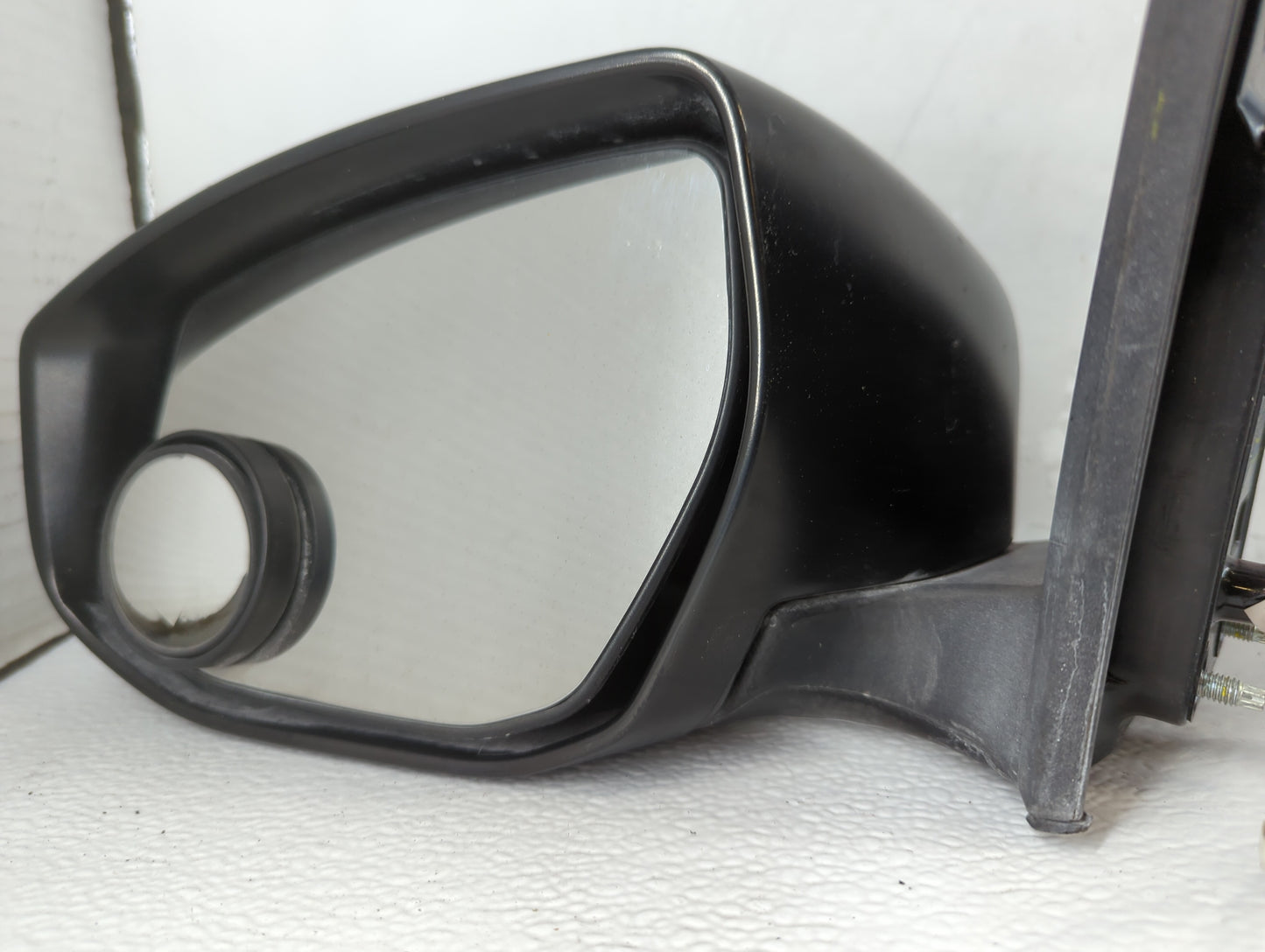 2013-2015 Nissan Sentra Driver Side View Mirror - Left Door Mirror OEM Used - Oemusedautoparts1.com