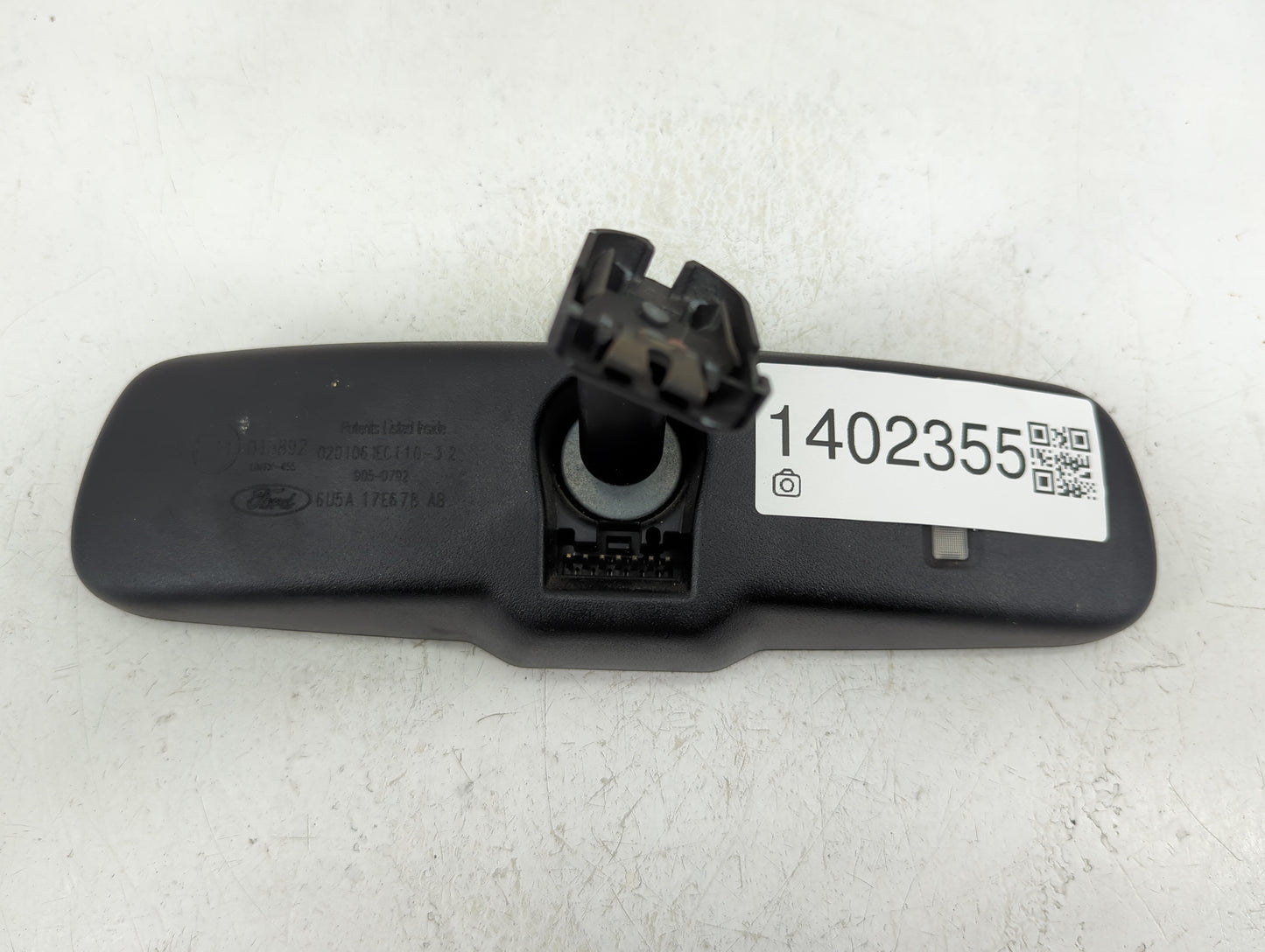 2013-2015 Nissan Titan Interior Rear View Mirror Replacement OEM P/N:E11015892 Fits OEM Used Auto Parts - Oemusedautoparts1.