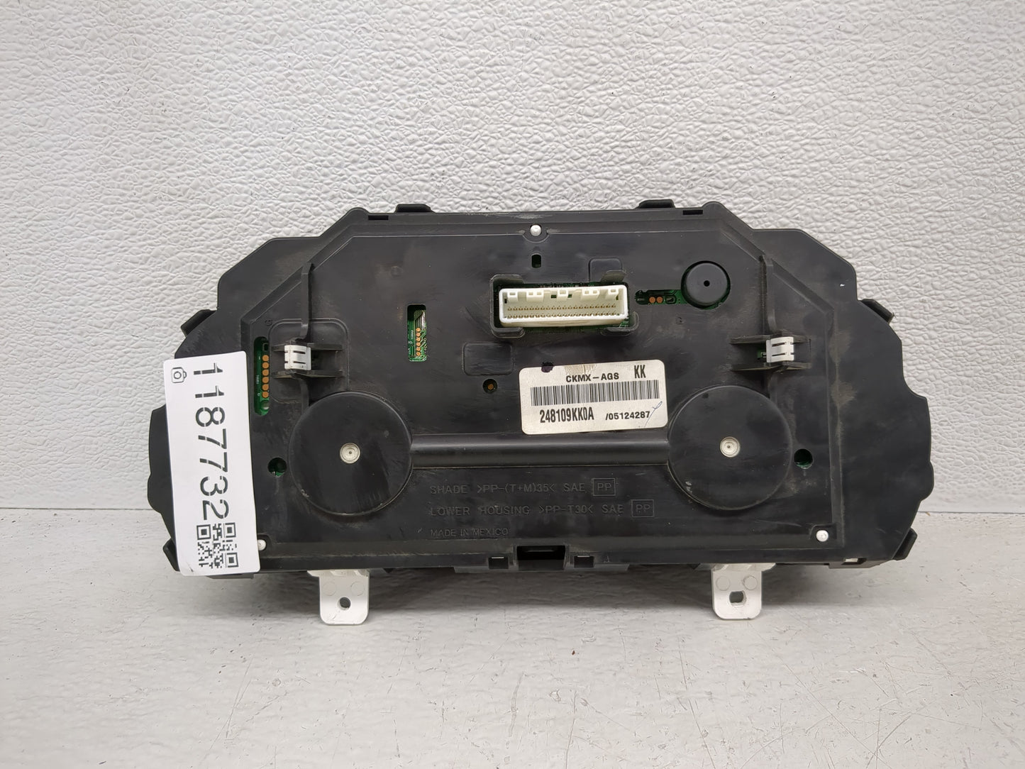 2015-2018 Nissan Versa Instrument Cluster Speedometer Gauges P/N:248109KK0A Fits Fits 2015 2016 2017 2018 OEM Used Auto Part
