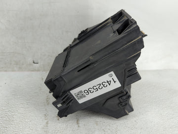 2013-2019 Nissan Versa Fusebox Fuse Box Panel Relay Module Fits Fits 2013 2014 2015 2016 2017 2018 2019 OEM Used Auto Parts