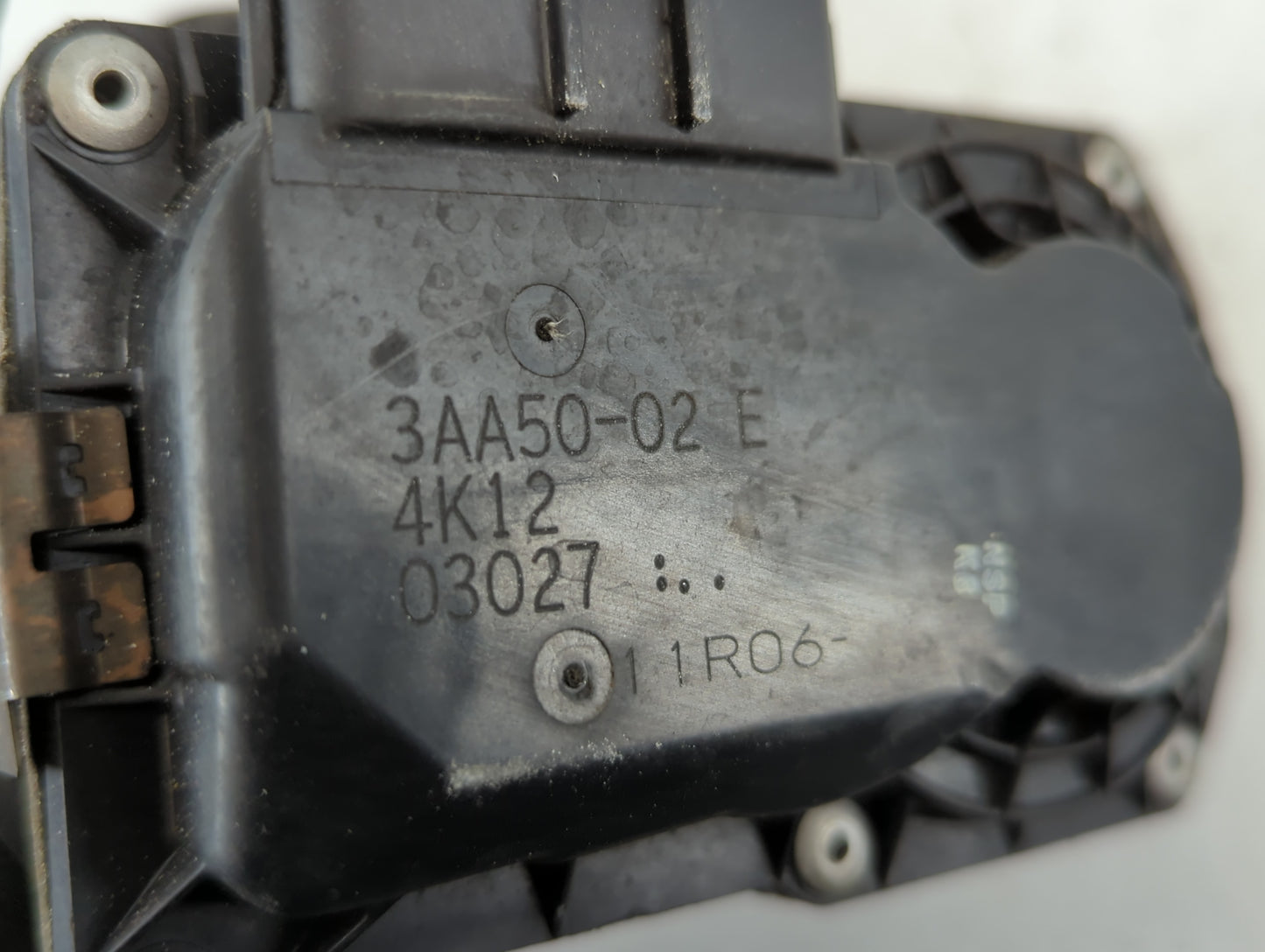 2012-2019 Nissan Versa Throttle Body P/N:3AA50-02 E Fits Fits 2012 2013 2014 2015 2016 2017 2018 2019 OEM Used Auto Parts -