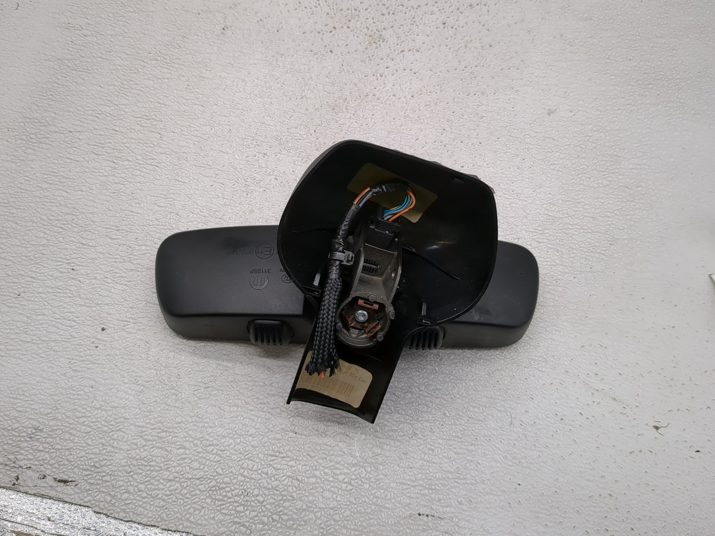 2013-2022 Ram 1500 Interior Rear View Mirror Replacement OEM P/N:E11028018 Fits OEM Used Auto Parts - Oemusedautoparts1.com