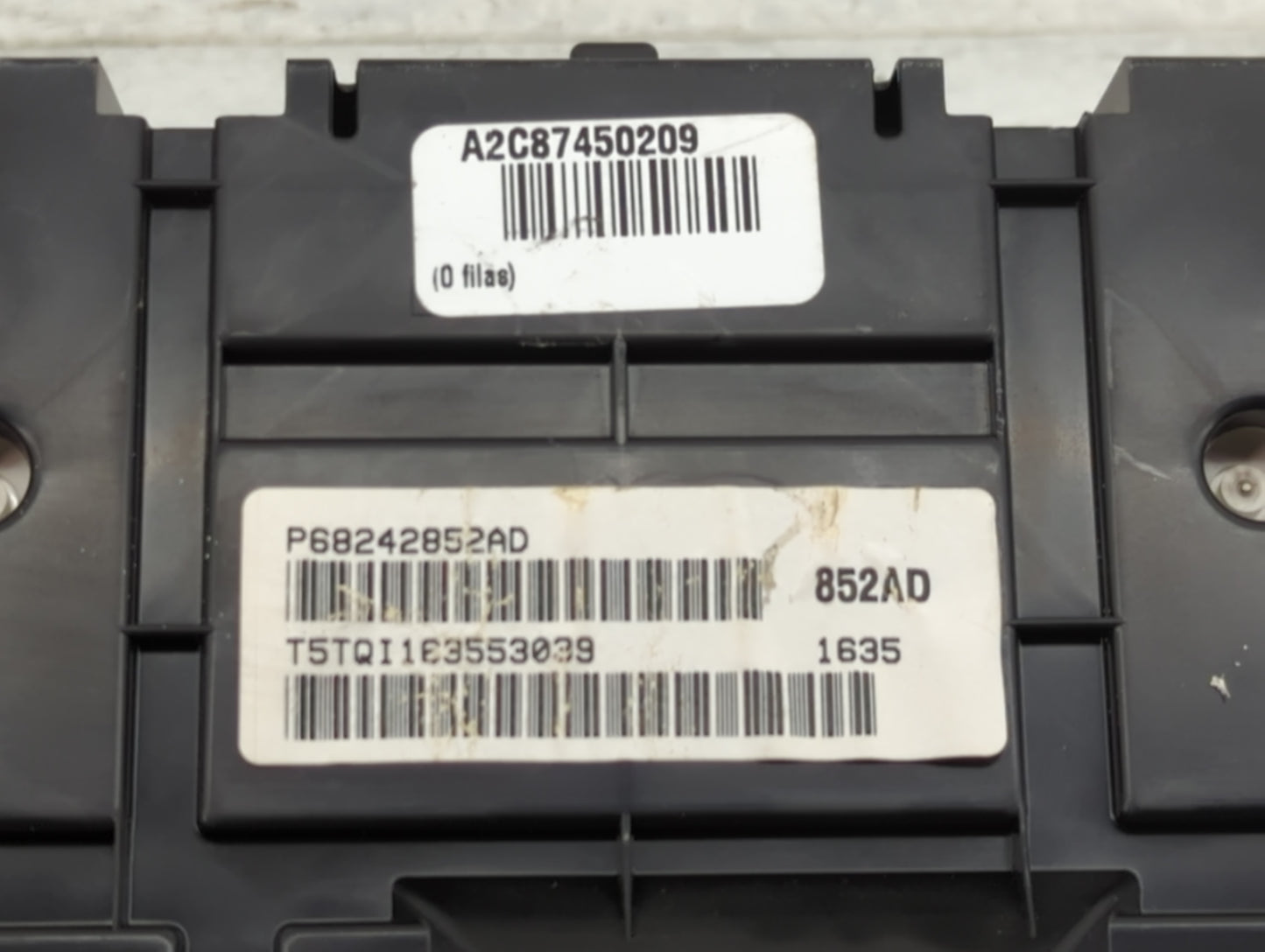 2015 Ram 1500 Instrument Cluster Speedometer Gauges P/N:P68242852AD A2C87450209 Miles:203K Fits OEM Used Auto Parts - Oemuse