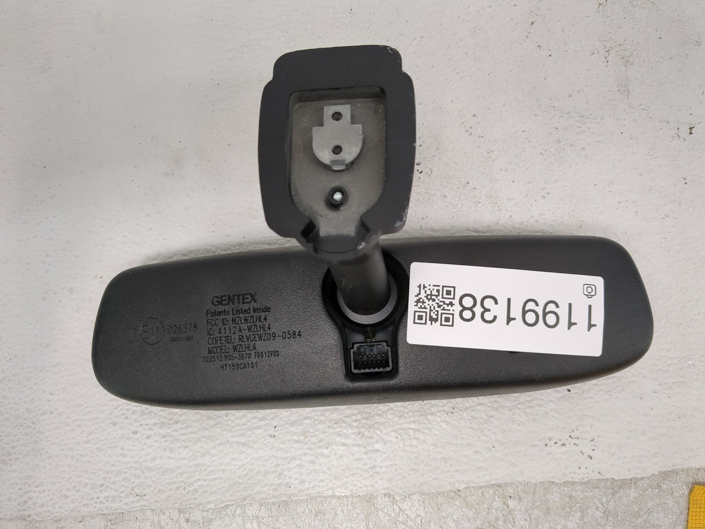 2015 Subaru Brz Interior Rear View Mirror Replacement OEM P/N:E11026378 Fits Fits 2016 OEM Used Auto Parts - Oemusedautopart