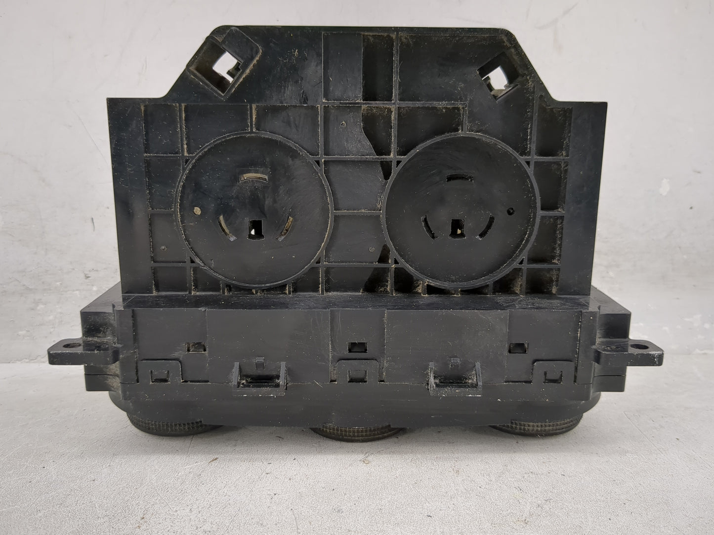 2015 Subaru Forester Climate Control Module Temperature AC/Heater Replacement P/N:72311SG010 Fits OEM Used Auto Parts - Oemu