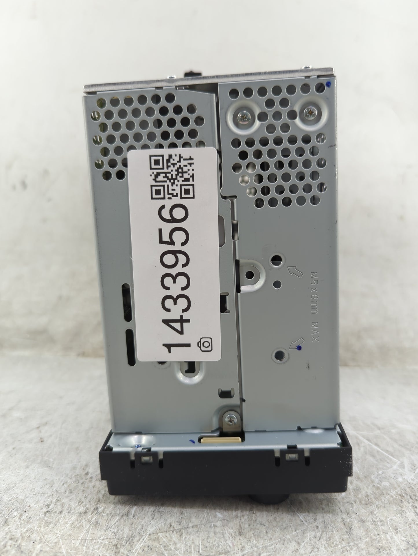 2015 Subaru Forester Radio AM FM Cd Player Receiver Replacement P/N:CF625UM Fits OEM Used Auto Parts - Oemusedautoparts1.com