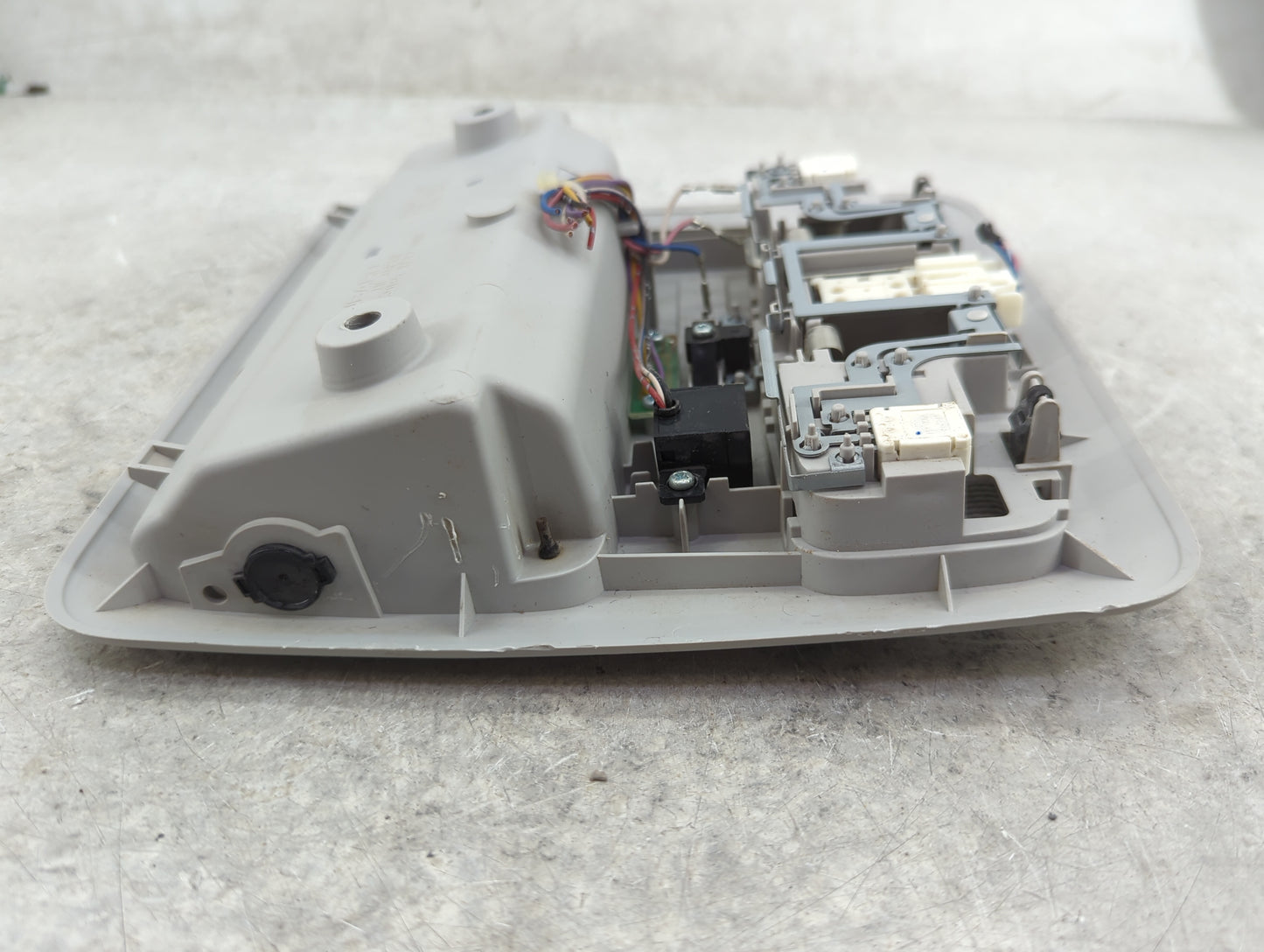 2010-2015 Subaru Forester Overhead Roof Console 1454981 - Oemusedautoparts1.com