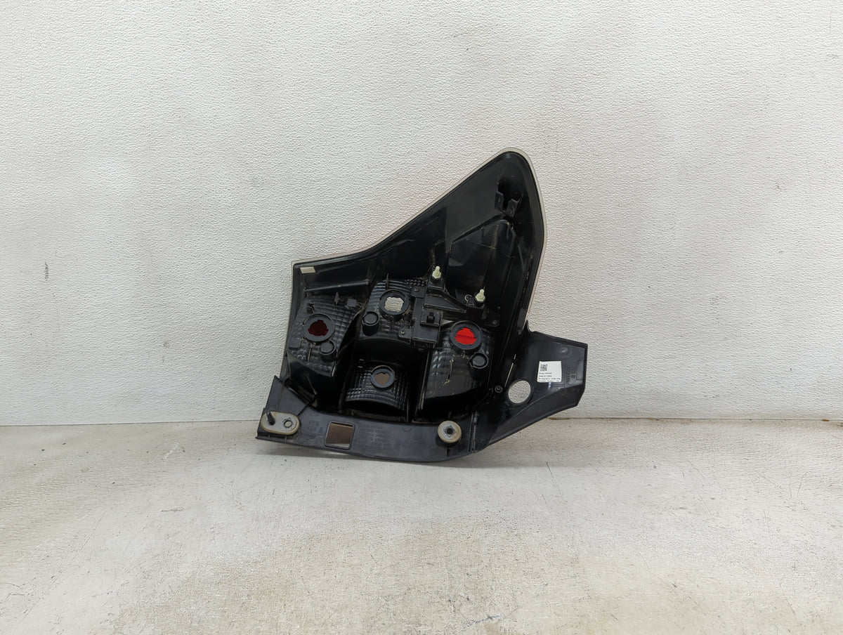 2014-2016 Subaru Forester Tail Light Assembly Passenger Right OEM P/N:84201-SG040 Fits Fits 2014 2015 2016 OEM Used Auto Par