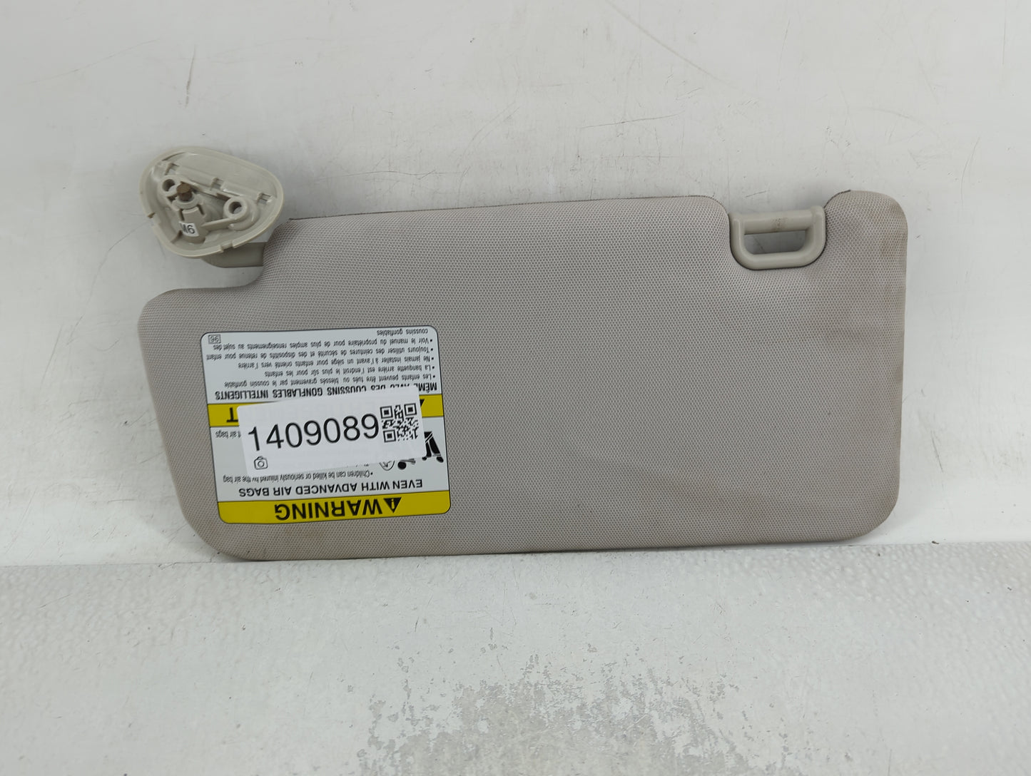 2015-2016 Subaru Impreza Sun Visor Shade Replacement Passenger Right Mirror Fits Fits 2015 2016 OEM Used Auto Parts - Oemuse