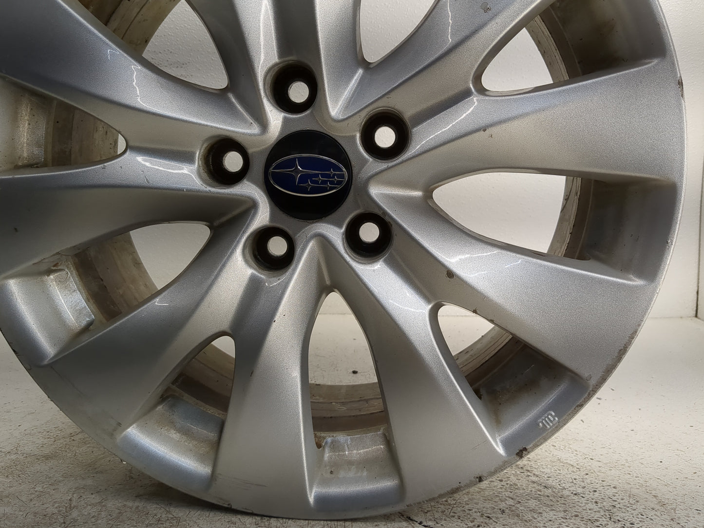 2015-2019 Subaru Legacy Oem Wheel Rim 1247795 - Oemusedautoparts1.com