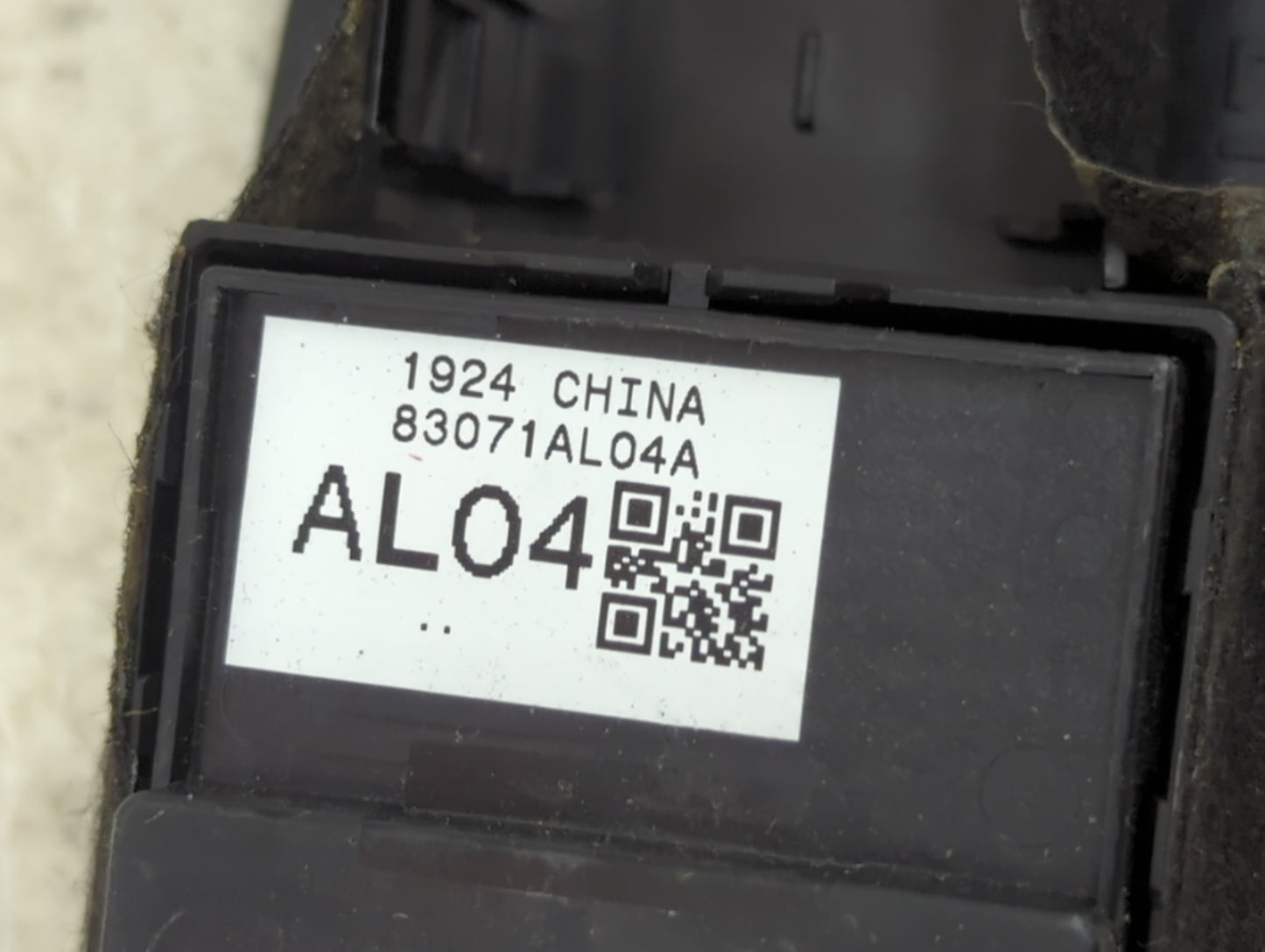 2015-2016 Subaru Legacy Master Power Window Switch Replacement Driver Side Left P/N:83071AL04A Fits Fits 2015 2016 OEM Used