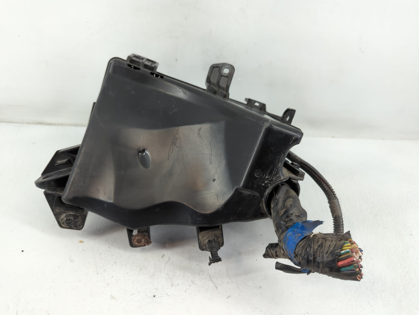 2015 Subaru Legacy Fusebox Fuse Box Panel Relay Module P/N:MB503701B Fits OEM Used Auto Parts - Oemusedautoparts1.com