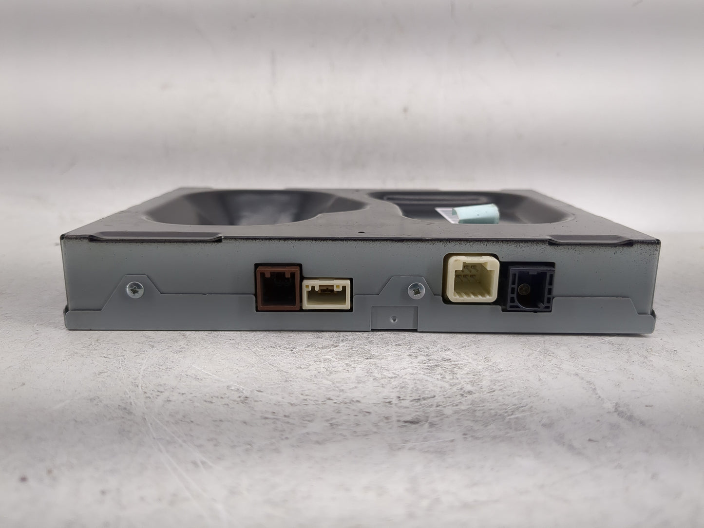 2014-2018 Toyota Avalon Radio AM FM Cd Player Receiver Replacement P/N:86180-0E011 Fits OEM Used Auto Parts - Oemusedautopar