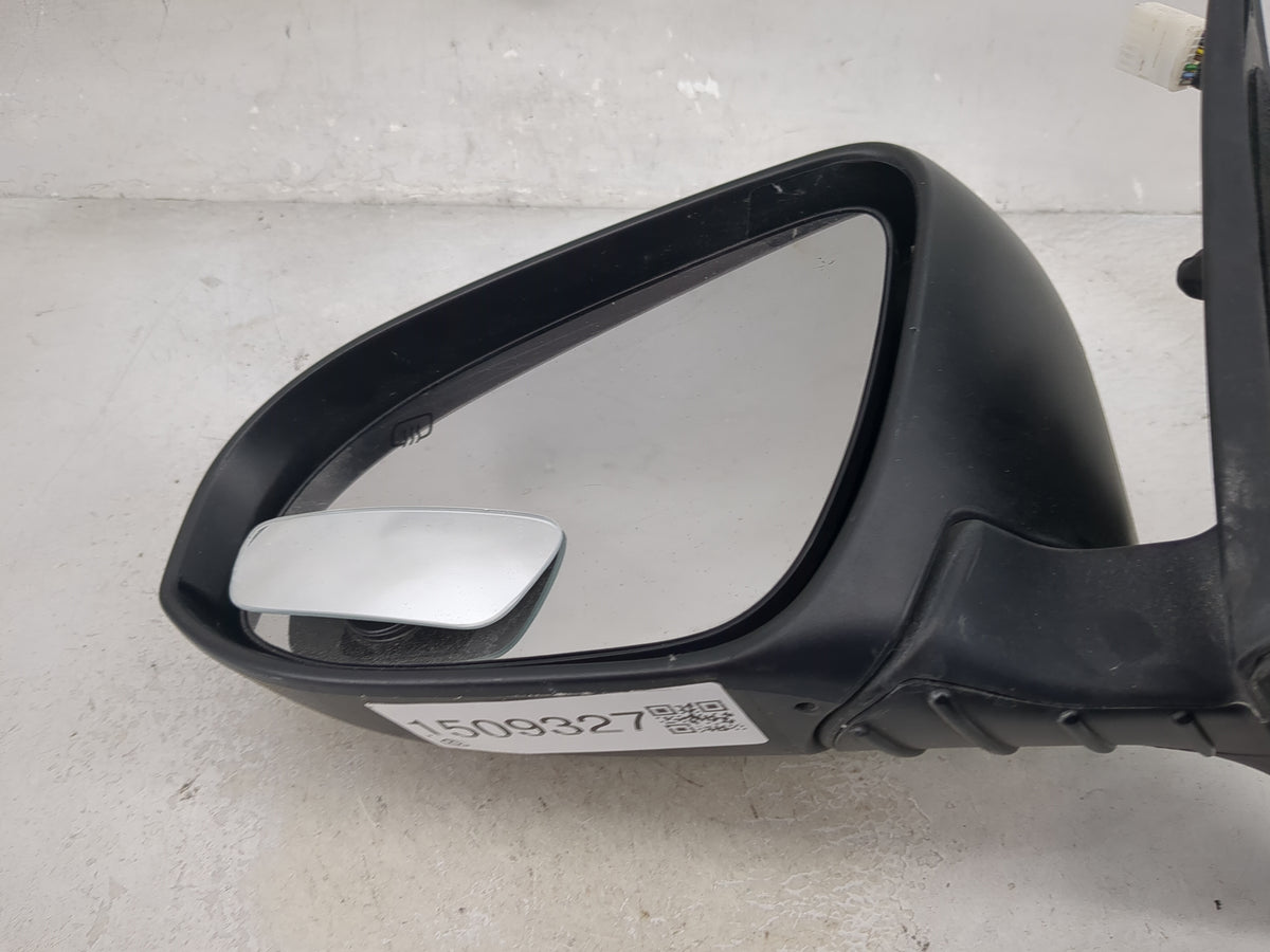 2013-2018 Toyota Avalon Driver Side View Mirror - Left Door Mirror OEM Used - Oemusedautoparts1.com