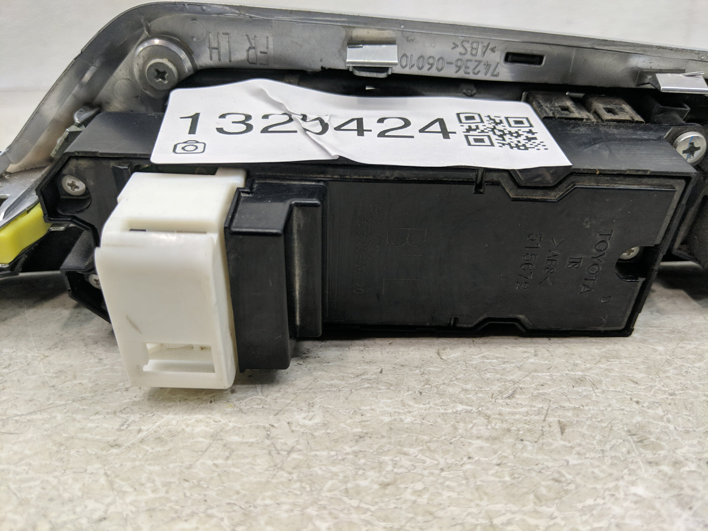 2015-2017 Toyota Camry Master Power Window Switch Replacement Driver Side Left P/N:8482006120 Fits Fits 2015 2016 2017 OEM U