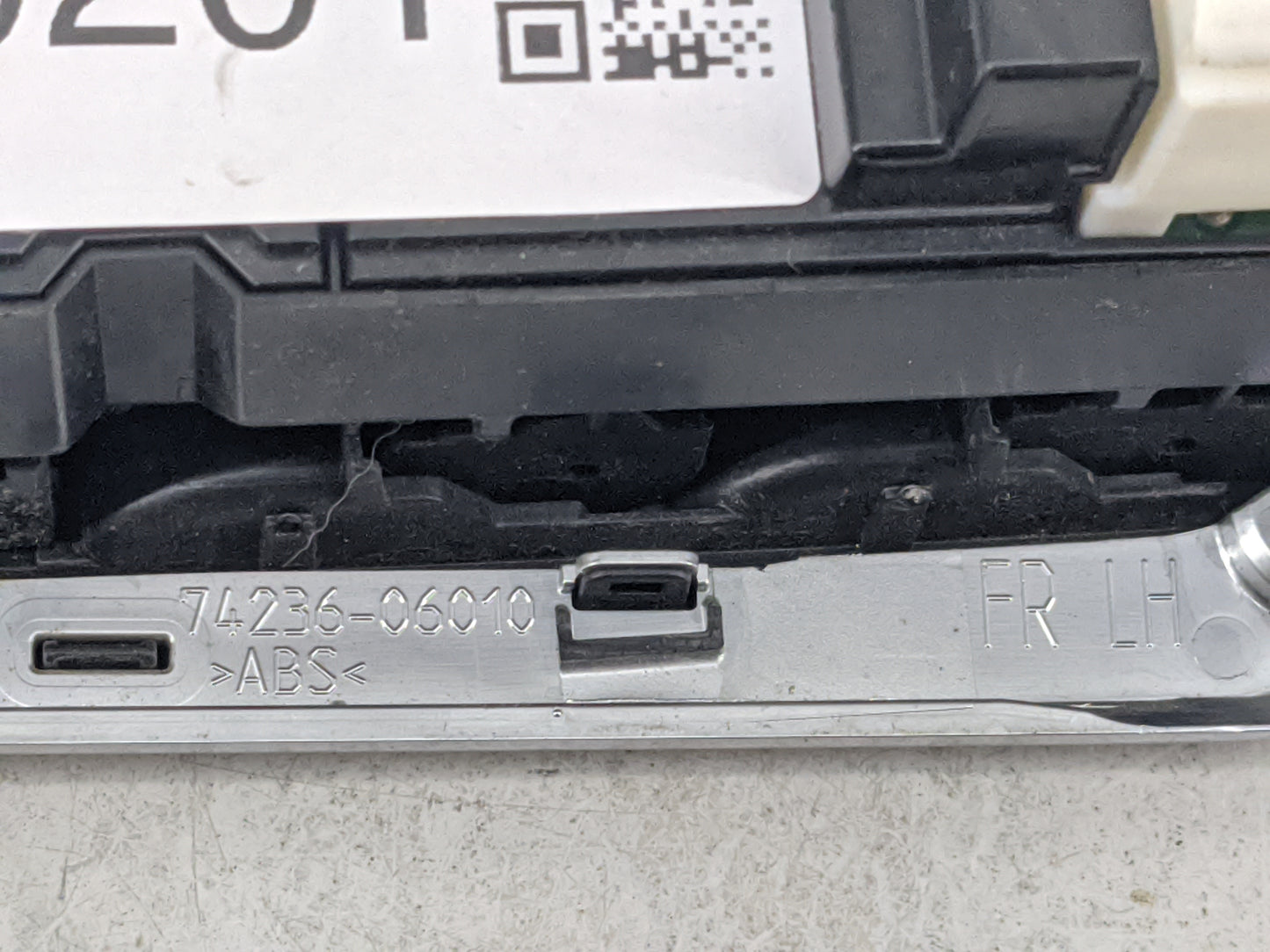 2015-2017 Toyota Camry Master Power Window Switch Replacement Driver Side Left P/N:74236-06010 Fits Fits 2015 2016 2017 OEM