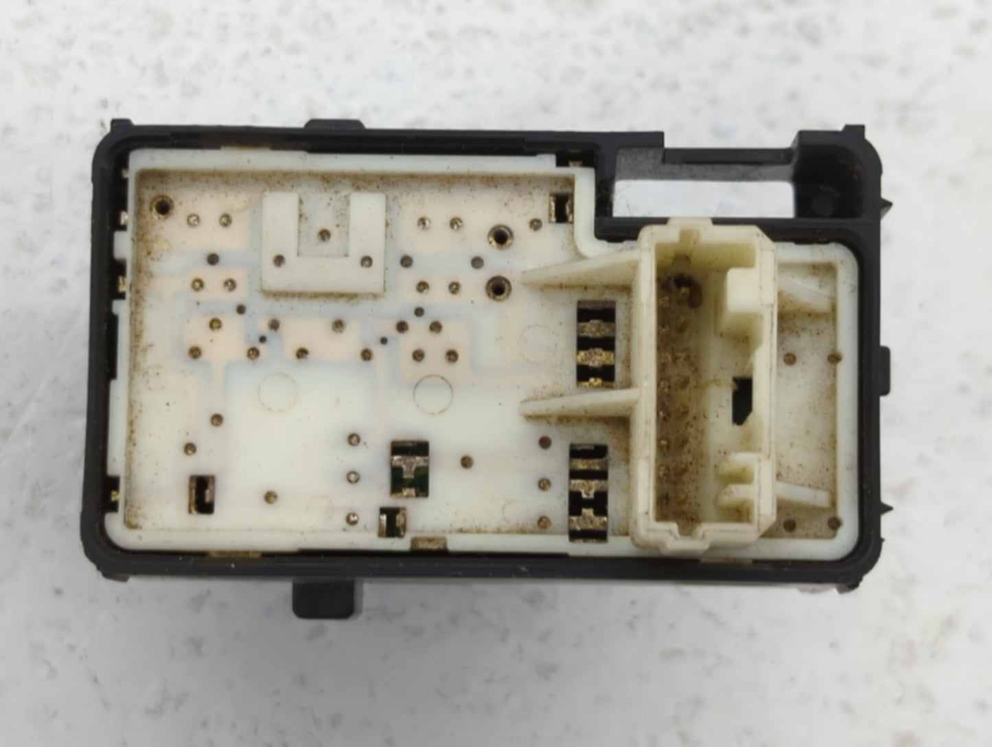 2015-2017 Toyota Camry Master Power Window Switch Replacement Driver Side Left P/N:84820-06120 Fits Fits 2015 2016 2017 OEM