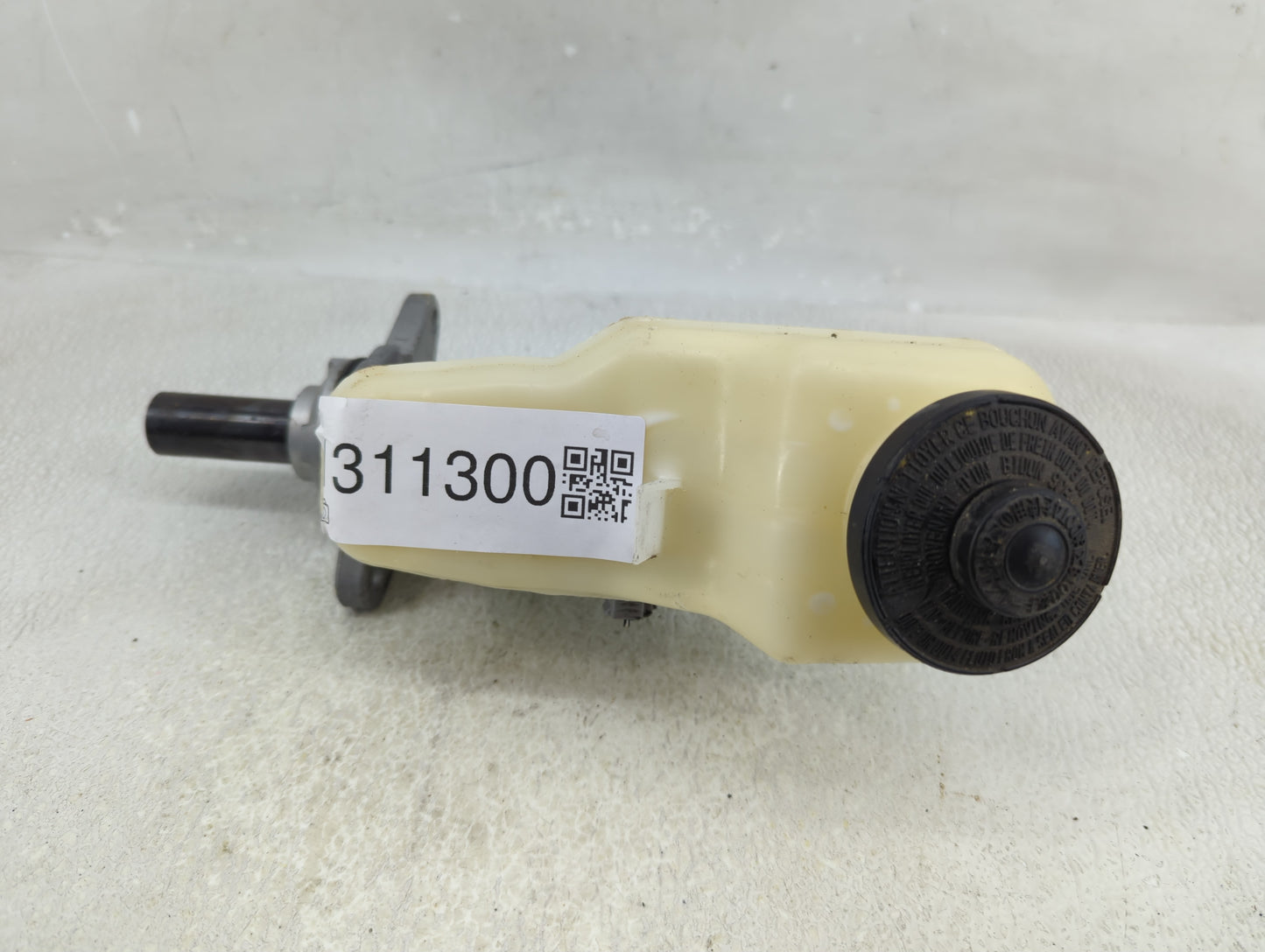 2014-2019 Toyota Corolla Brake Master Cylinder 1311300 - Oemusedautoparts1.com