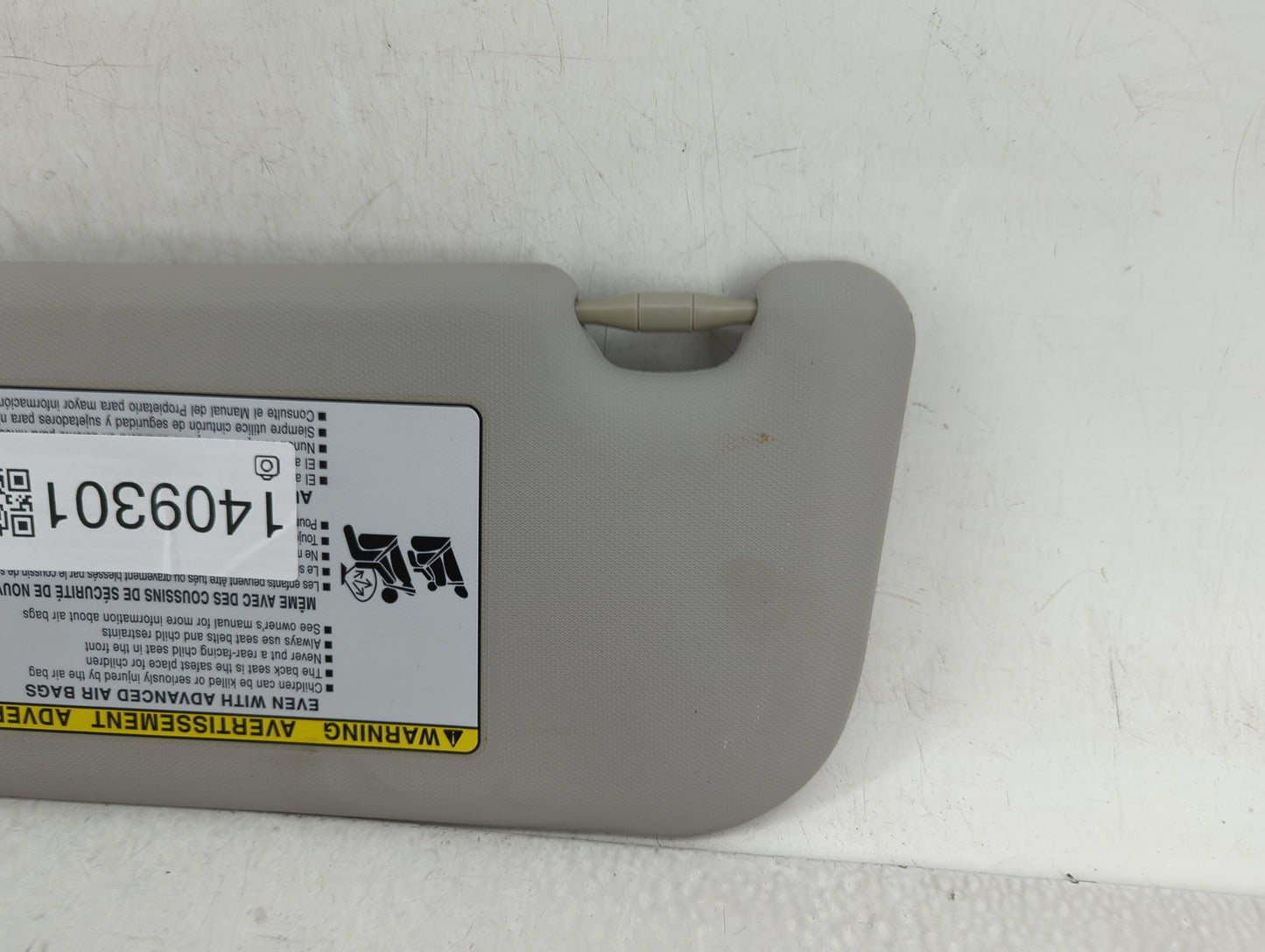 2014-2016 Toyota Corolla Sun Visor Shade Replacement Passenger Right Mirror Fits Fits 2014 2015 2016 OEM Used Auto Parts - O