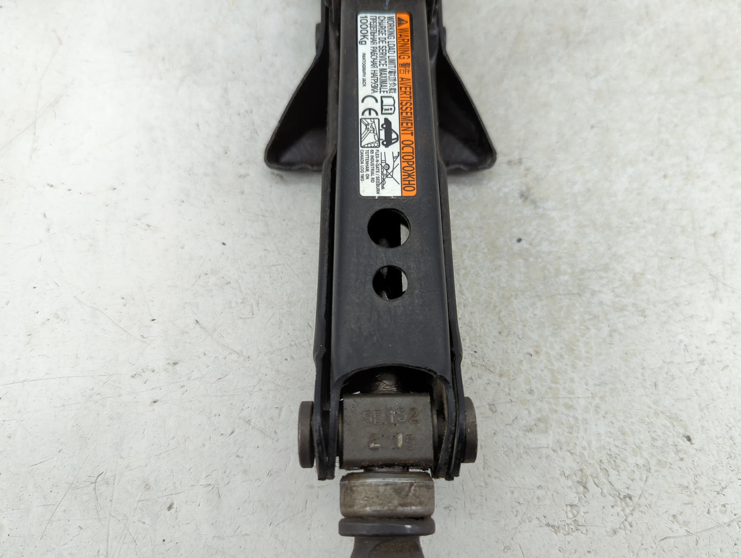 2015 Toyota Corolla Spare Scissor Car Jack 1409660 - Oemusedautoparts1.com
