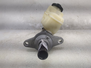 2014-2019 Toyota Corolla Brake Master Cylinder 1498092