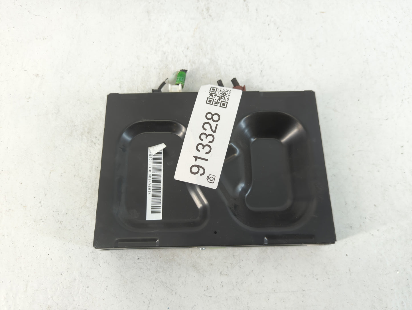 2014-2019 Toyota Highlander Radio AM FM Cd Player Receiver Replacement P/N:860180-0E011 Fits OEM Used Auto Parts - Oemusedau