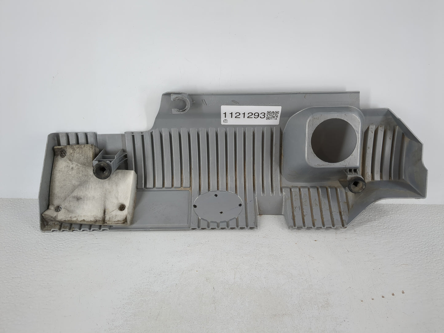 2015 Toyota Prius Engine Cover - Oemusedautoparts1.com