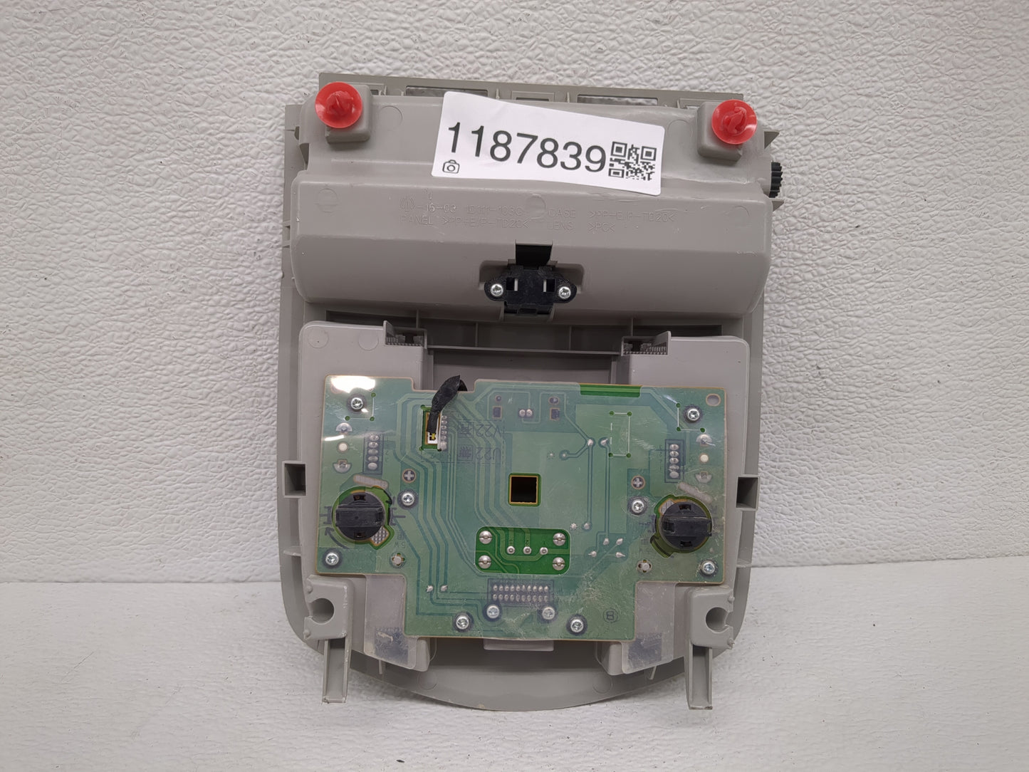 2015 Toyota Prius Overhead Roof Console - Oemusedautoparts1.com