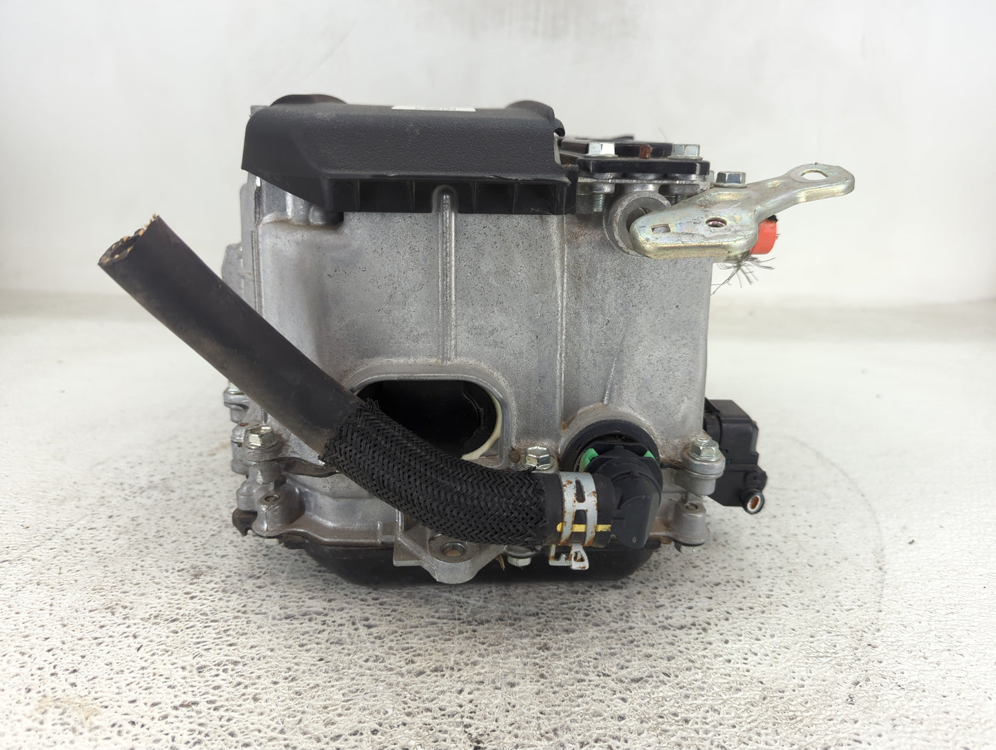 2012-2015 Toyota Prius Hybrid DC Synergy Drive Power Inverter P/N:G9200-47230 Fits Fits 2012 2013 2014 2015 OEM Used Auto Pa