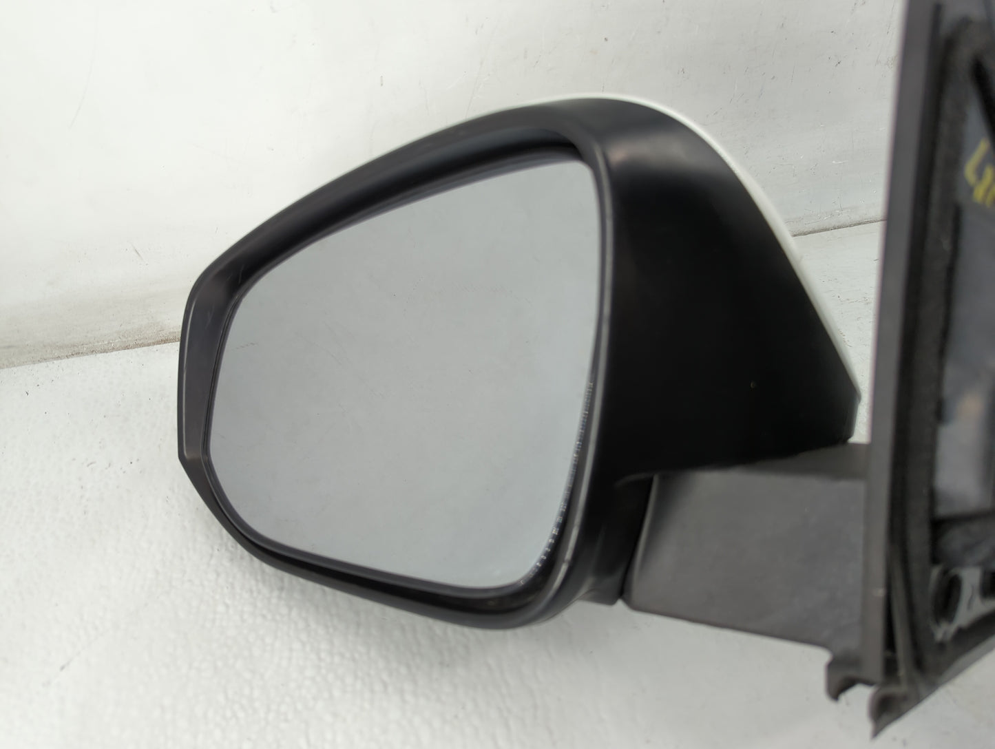 2015 Toyota Rav4 Driver Side View Mirror - Left Door Mirror OEM Used - Oemusedautoparts1.com