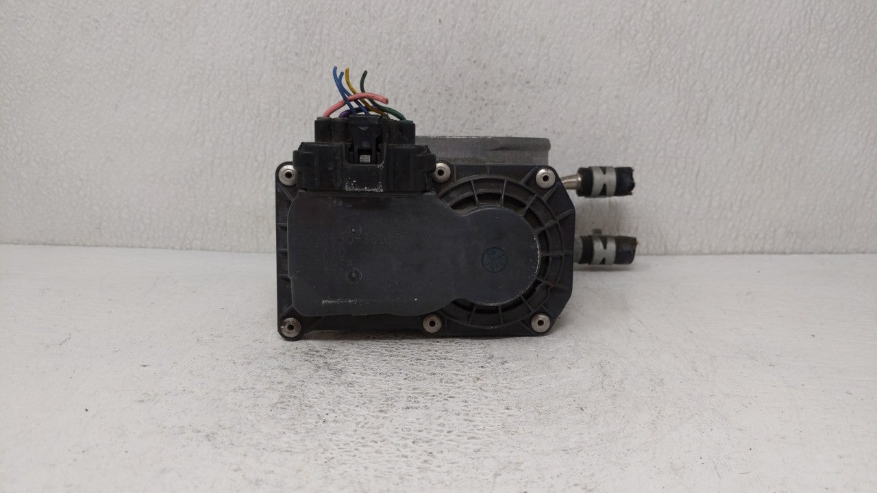 2009-2018 Toyota Rav4 Throttle Body P/N:22030-0V010 22030-36010 Fits Fits 2009 2010 2011 2012 2013 2014 2015 2016 2017 2018