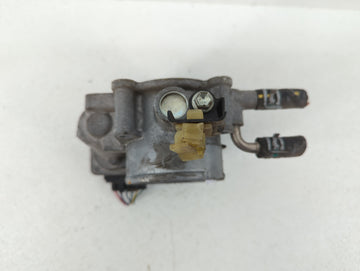 2009-2018 Toyota Rav4 Throttle Body P/N:35100-25200 22030-36010 Fits Fits 2009 2010 2011 2012 2013 2014 2015 2016 2017 2018 OEM Used Auto Parts