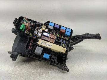 2011-2016 Toyota Sienna Fusebox Fuse Box Panel Relay Module P/N:82641-08041 Fits Fits 2011 2012 2013 2014 2015 2016 OEM Used Auto Parts