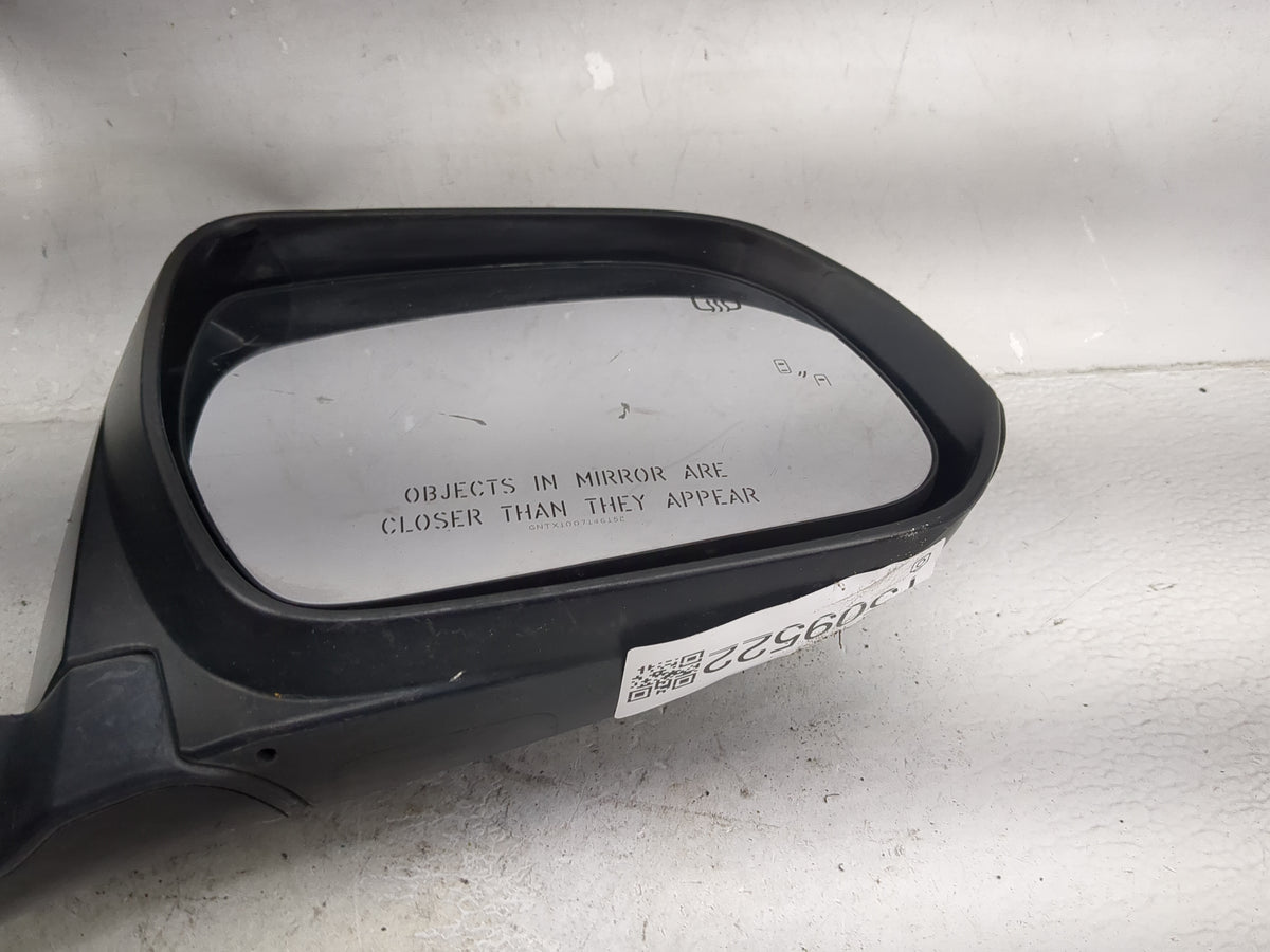 2015-2017 Toyota Sienna Passenger Side View Mirror - Right Door Mirror OEM Used - Oemusedautoparts1.com