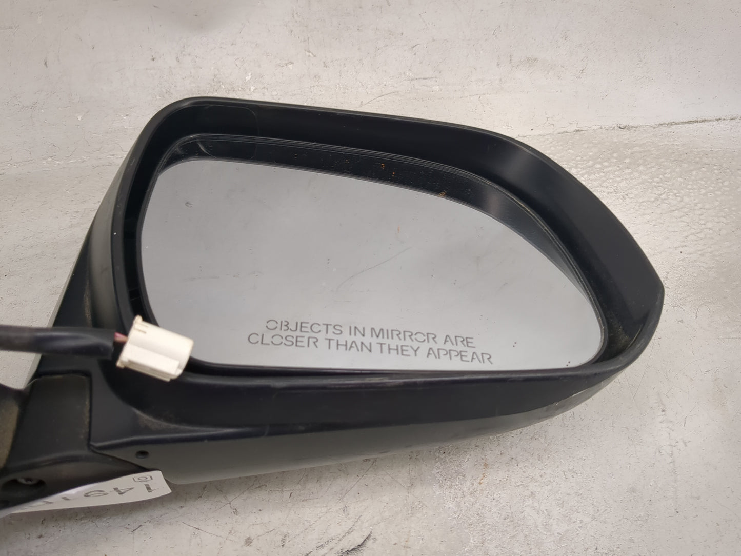 2012-2015 Toyota Tacoma Passenger Right Side View Manual Door Mirror - Oemusedautoparts1.com