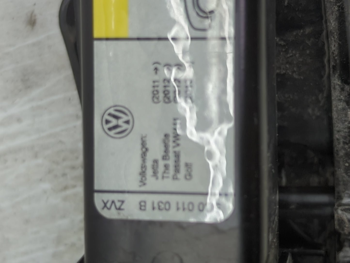 2015 Volkswagen Beetle Spare Scissor Car Jack - Oemusedautoparts1.com