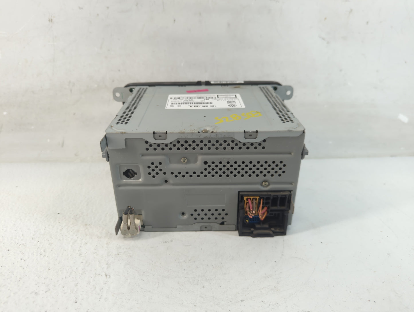 2012-2015 Volkswagen Beetle Radio AM FM Cd Player Receiver Replacement P/N:1K0 035 164 H Fits Fits 2010 2011 2012 2013 2014