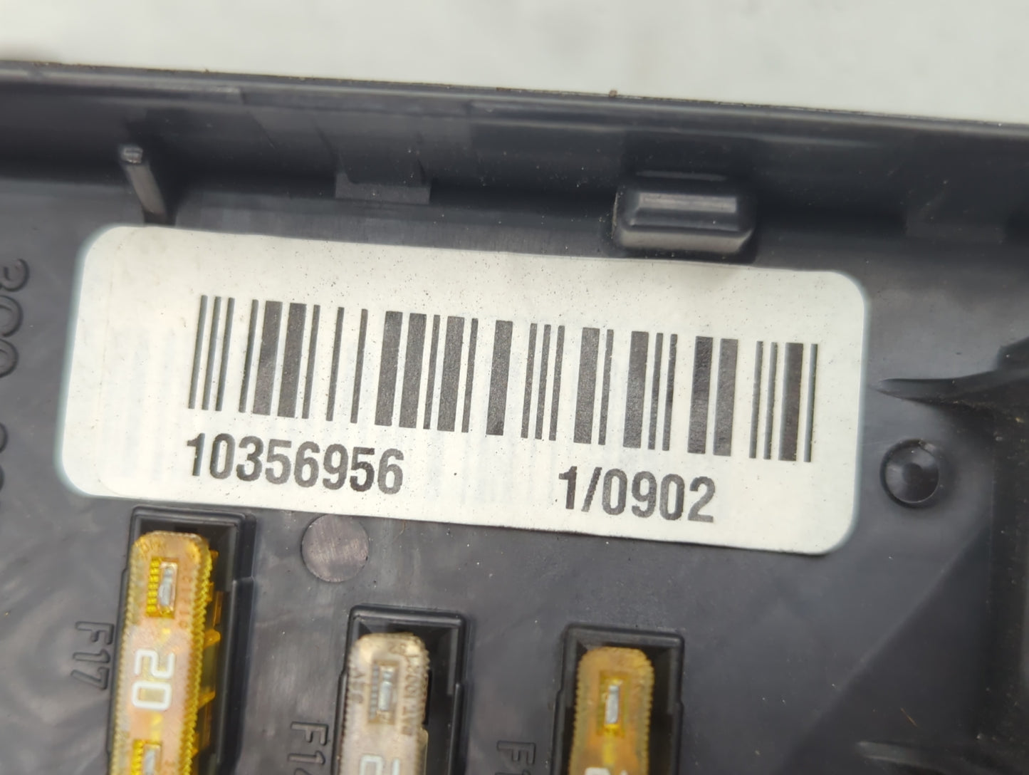 2013-2017 Volkswagen Cc Fusebox Fuse Box Panel Relay Module P/N:0-1718006-1 Fits OEM Used Auto Parts - Oemusedautoparts1.com